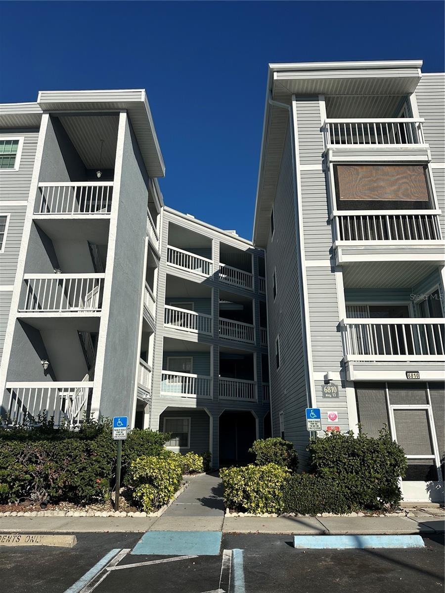 6810 STONES THROW CIR N #13203, ST PETERSBURG, FL