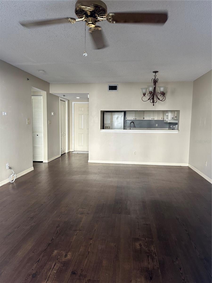 6810 STONES THROW CIR N #13203, ST PETERSBURG, FL — photo 5
