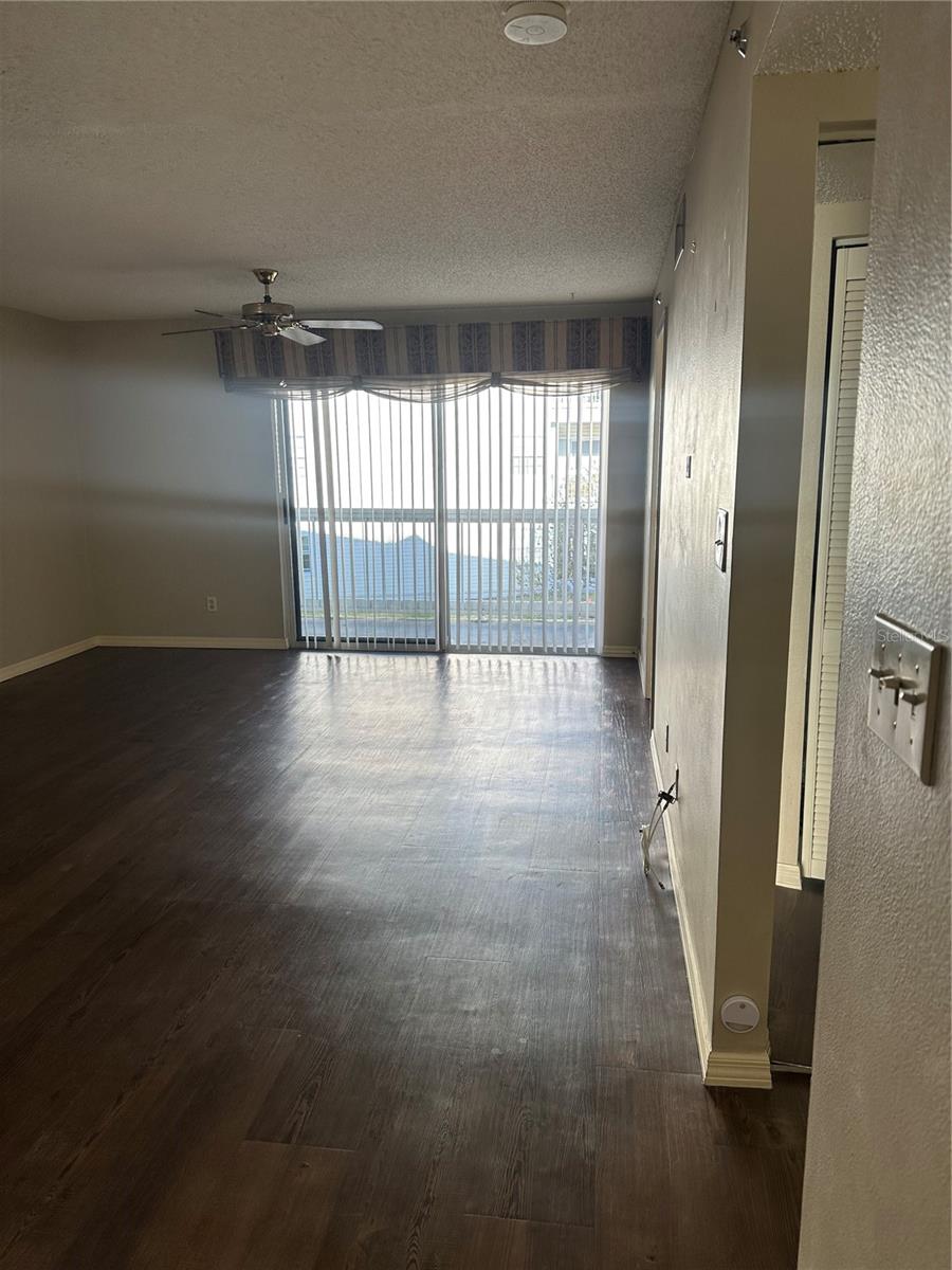 6810 STONES THROW CIR N #13203, ST PETERSBURG, FL — photo 9