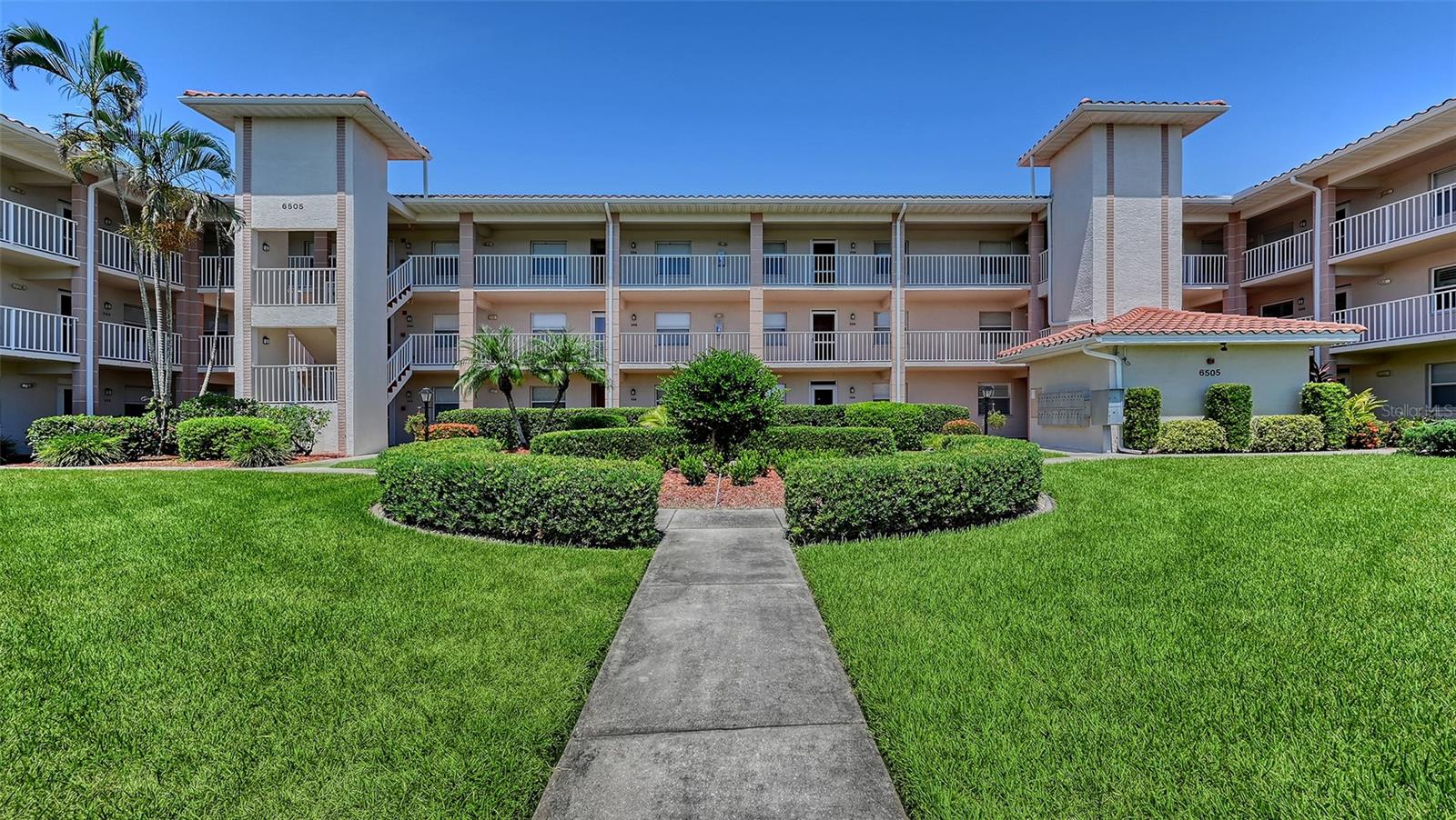 6505 STONE RIVER RD #209, BRADENTON, FL