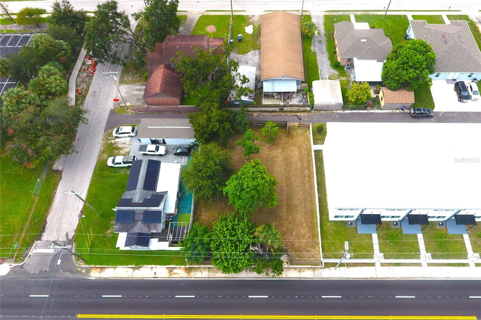 2606 W COLUMBUS DR, TAMPA, FL — photo 6