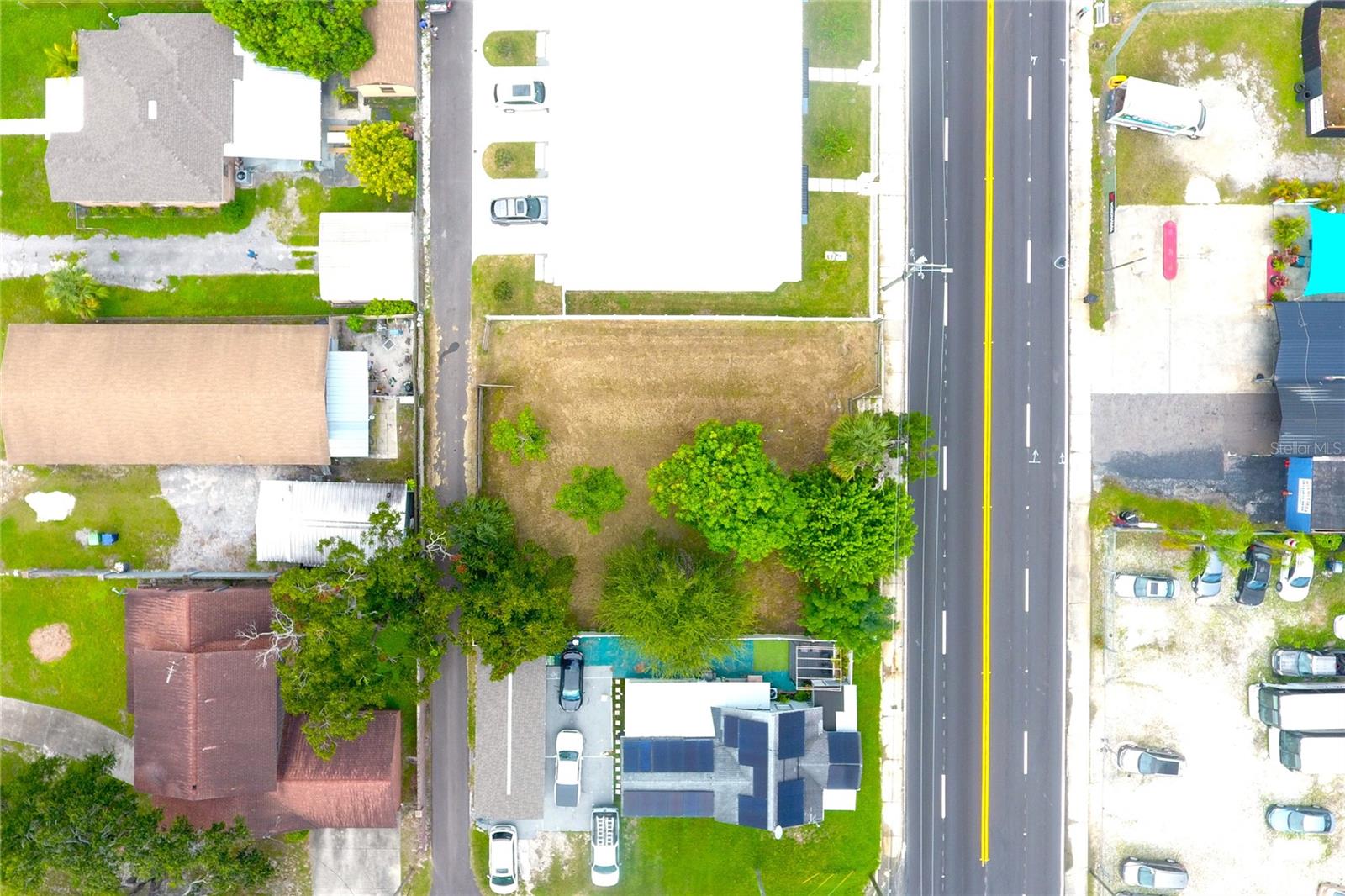 2606 W COLUMBUS DR, TAMPA, FL — photo 7