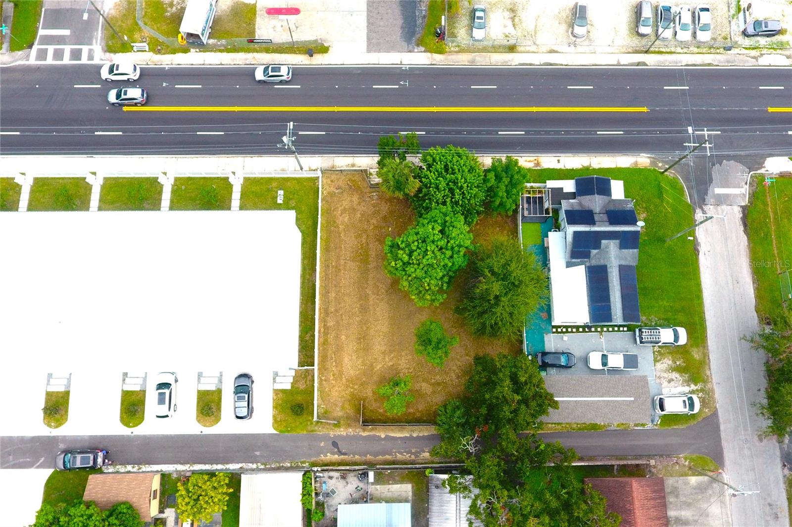 2606 W COLUMBUS DR, TAMPA, FL