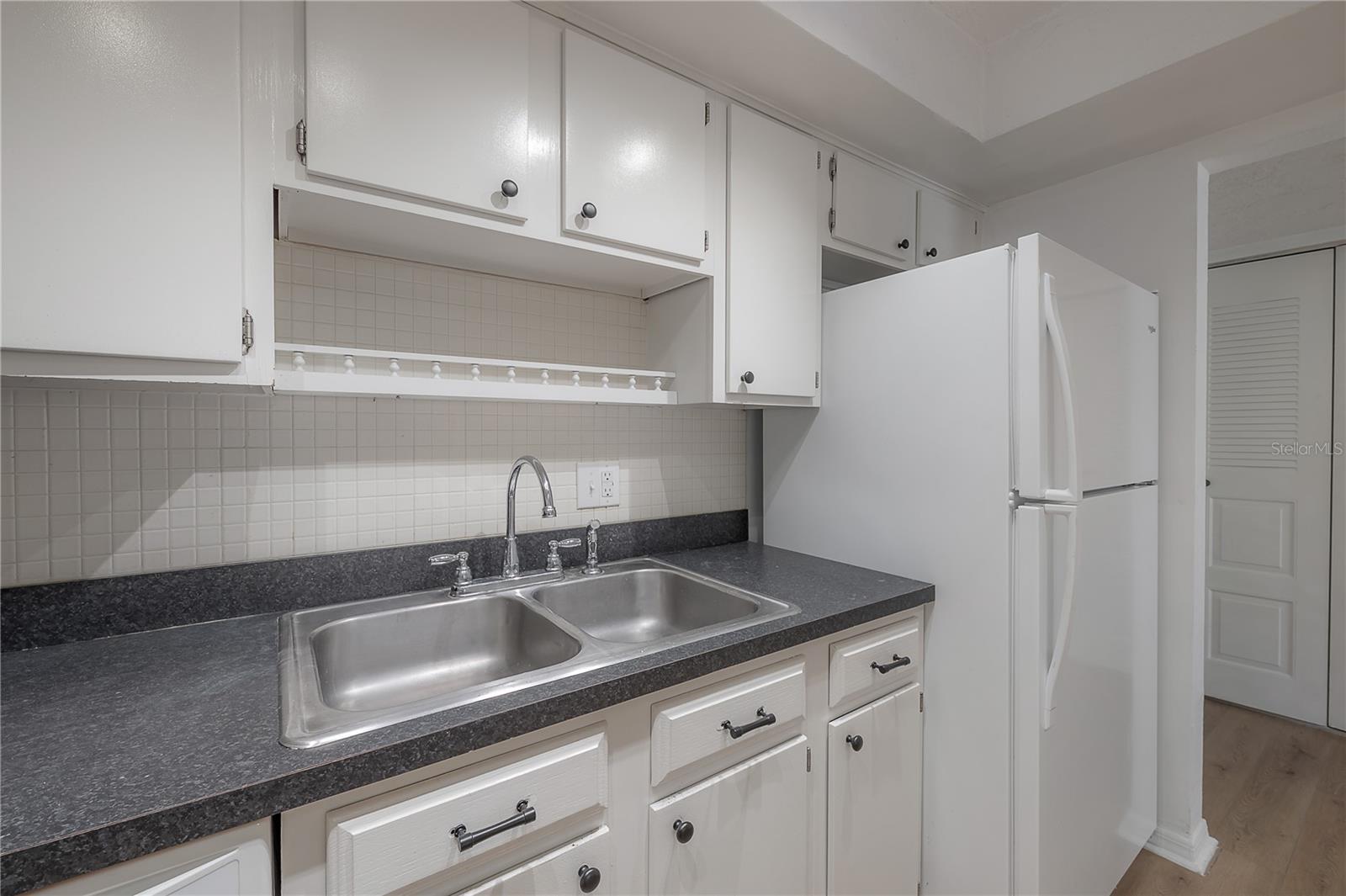 4681 1ST ST NE #209, ST PETERSBURG, FL — photo 4