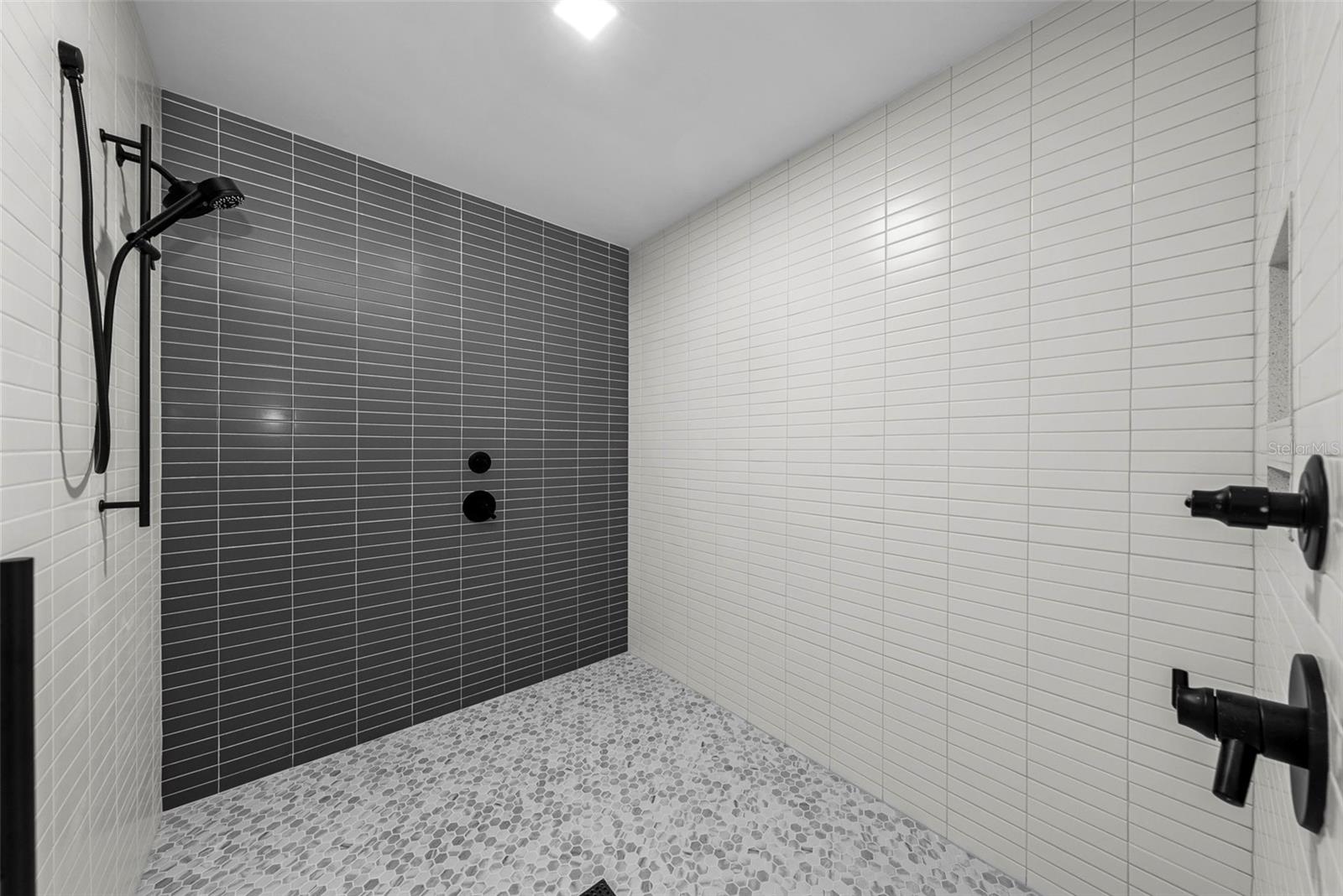 777 3RD AVE N #1502, ST PETERSBURG, FL — photo 24