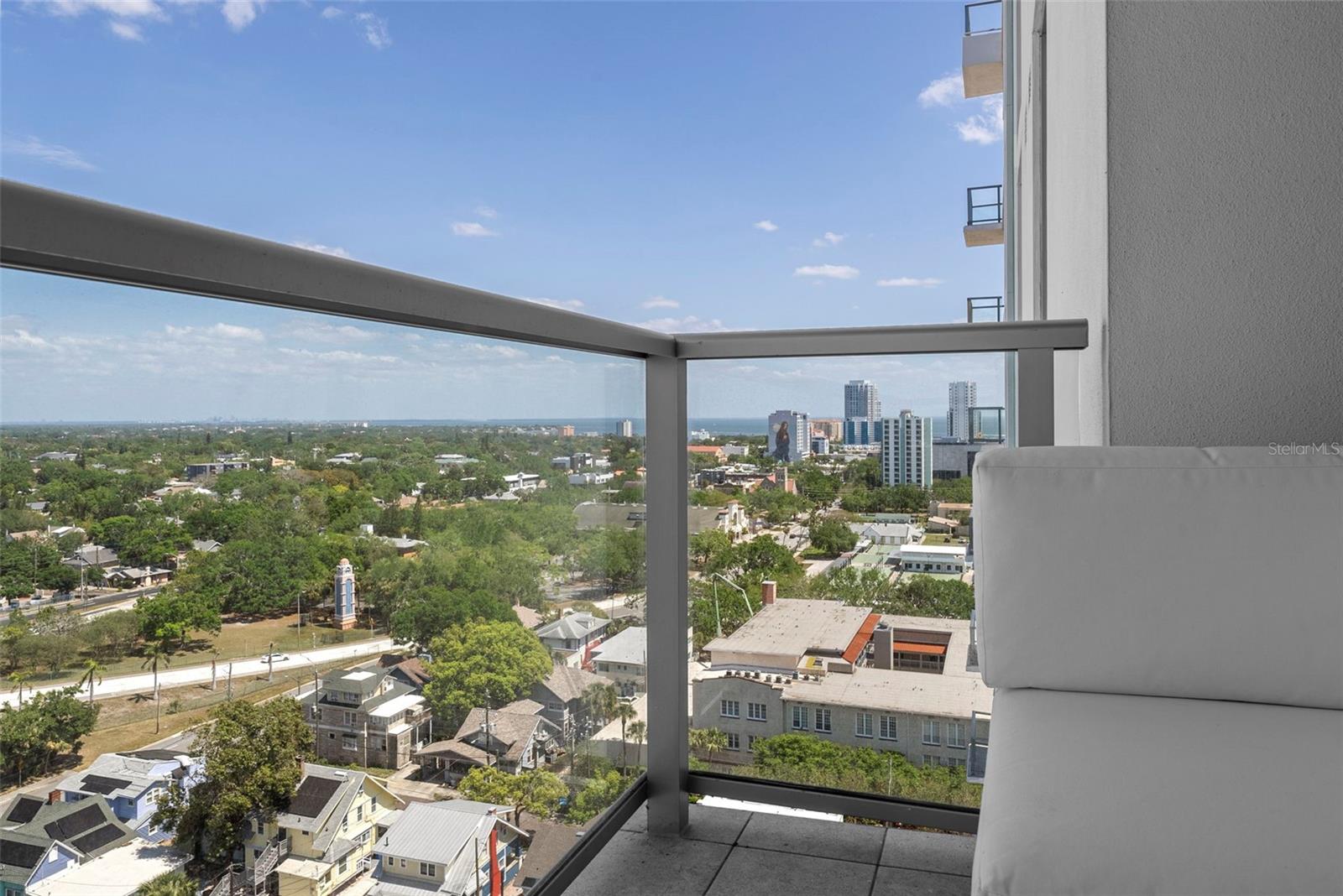 777 3RD AVE N #1502, ST PETERSBURG, FL — photo 32