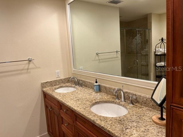 11 BAYMONT ST #504, CLEARWATER BEACH, FL — photo 25