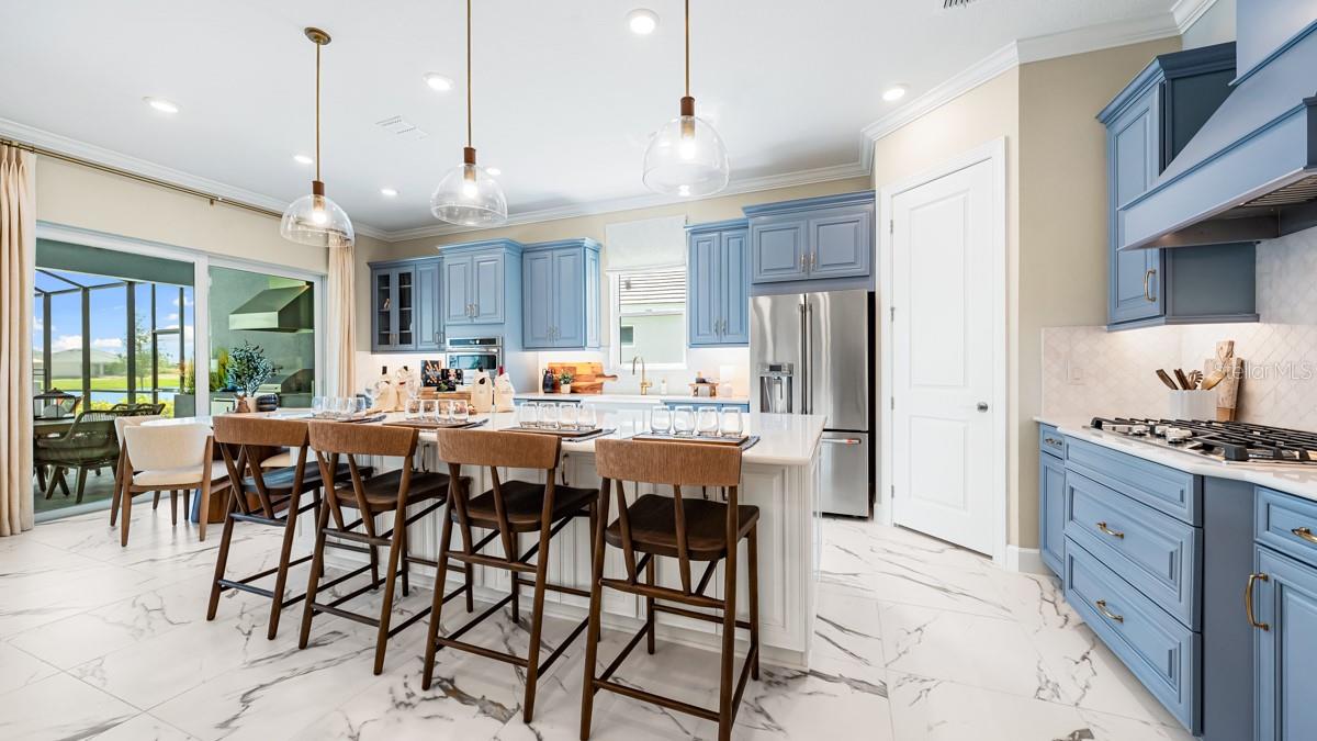 7825 CORAL SEA LN, PALMETTO, FL — photo 2