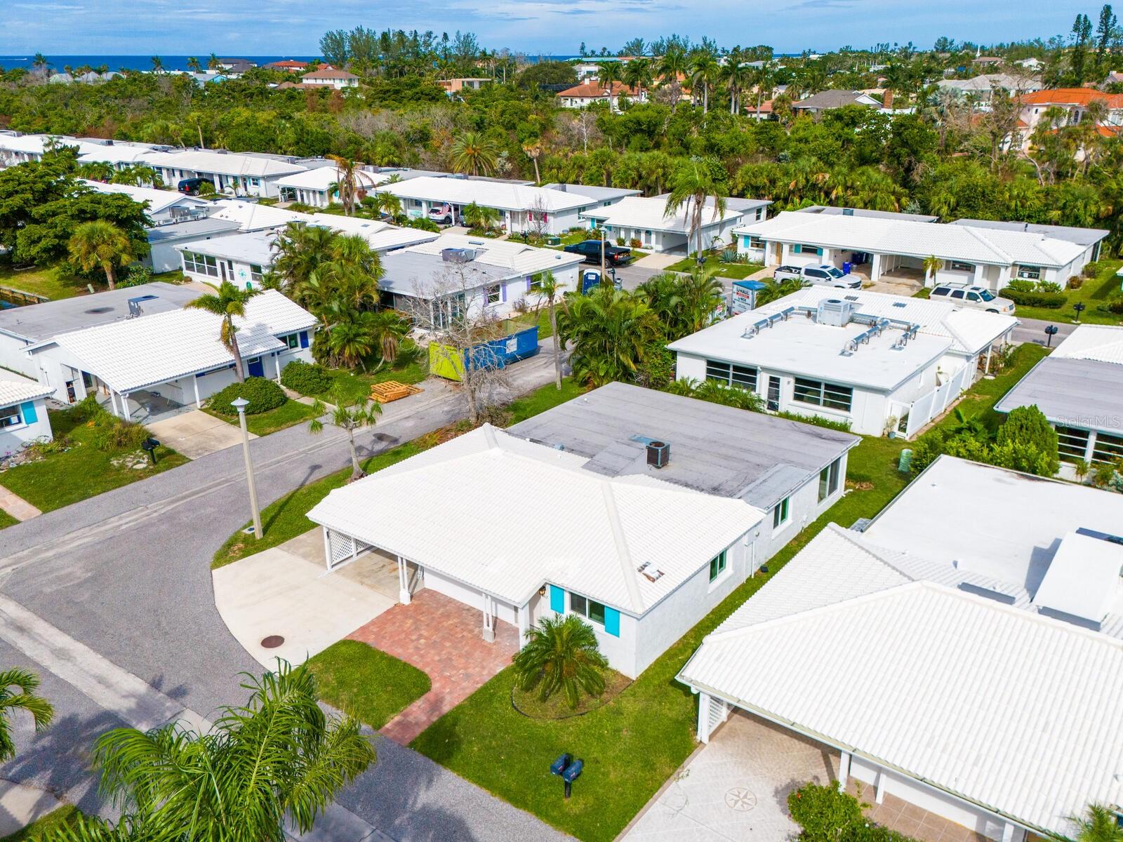 667 EL CENTRO, LONGBOAT KEY, FL — photo 5