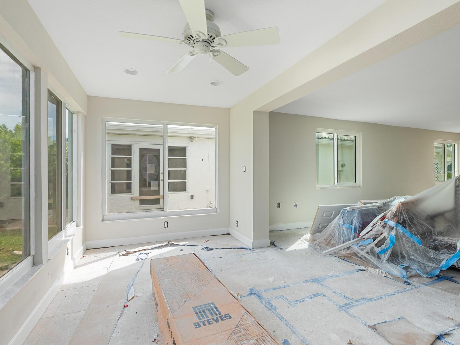 667 EL CENTRO, LONGBOAT KEY, FL — photo 13