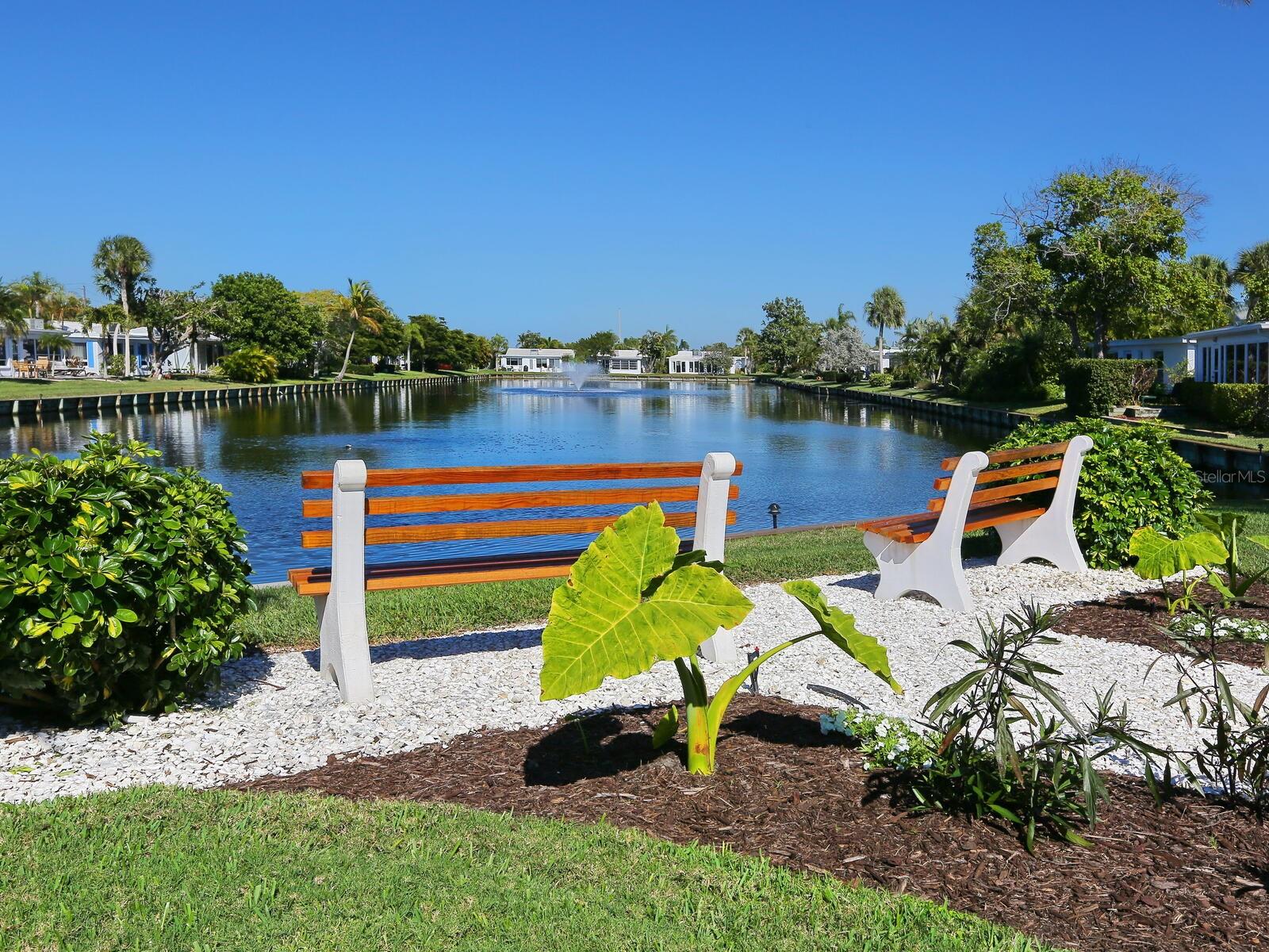 667 EL CENTRO, LONGBOAT KEY, FL — photo 24
