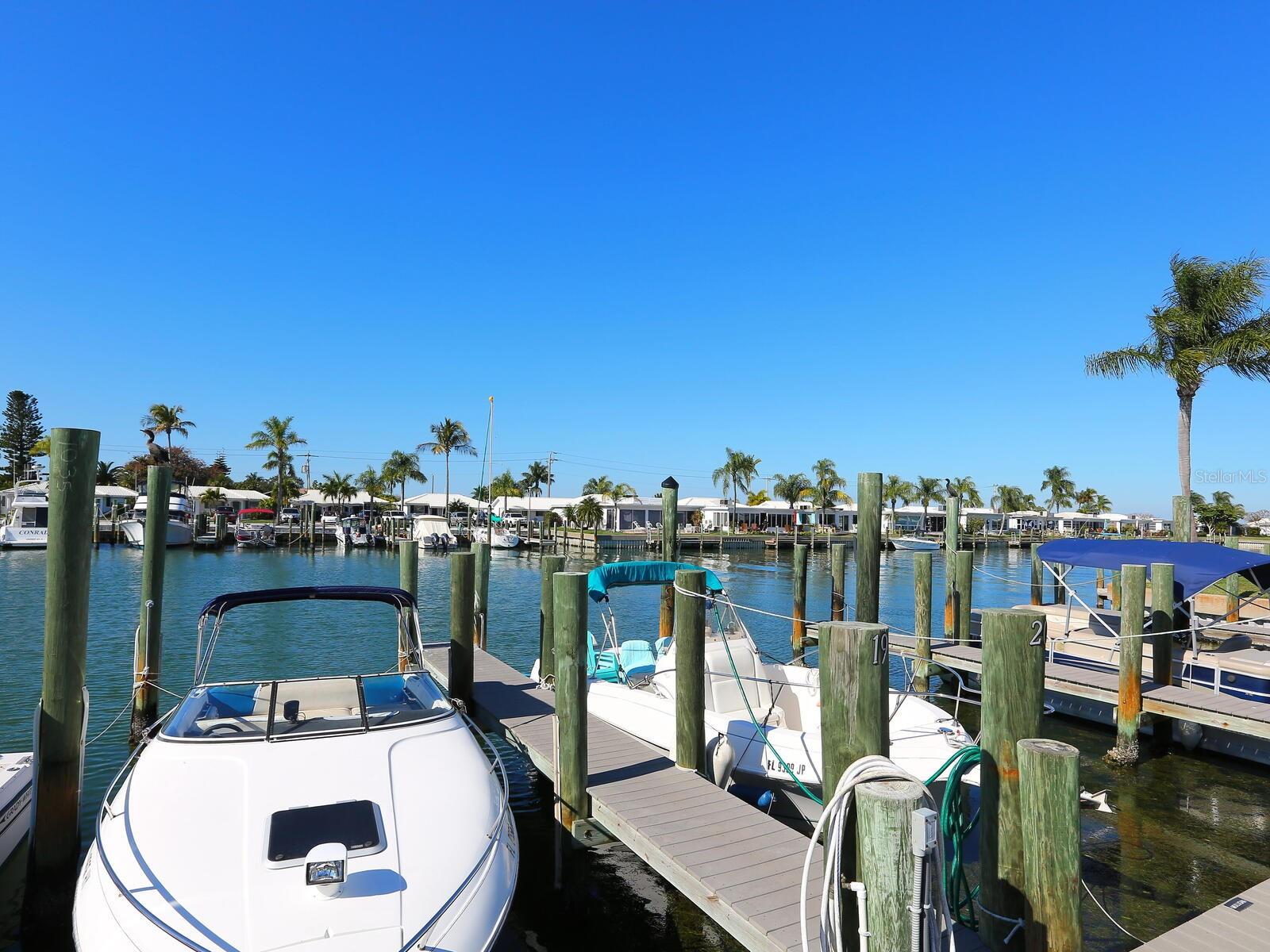 667 EL CENTRO, LONGBOAT KEY, FL — photo 25