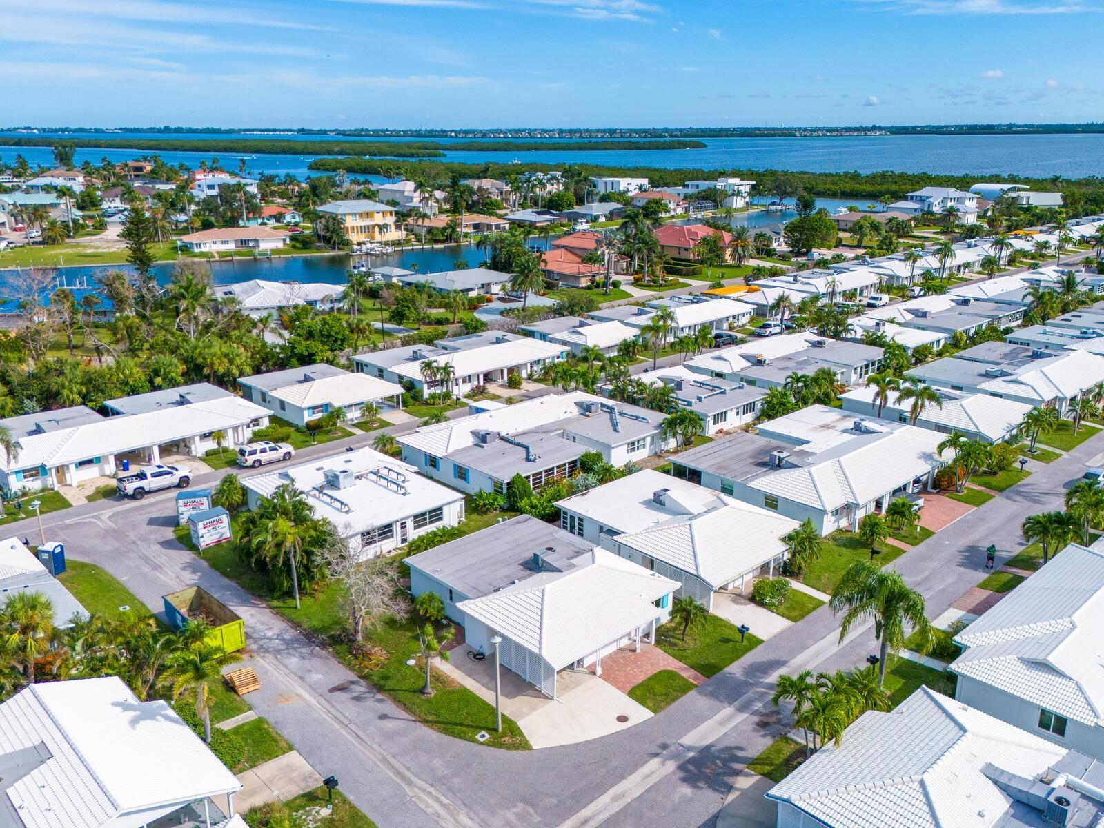 667 EL CENTRO, LONGBOAT KEY, FL — photo 27
