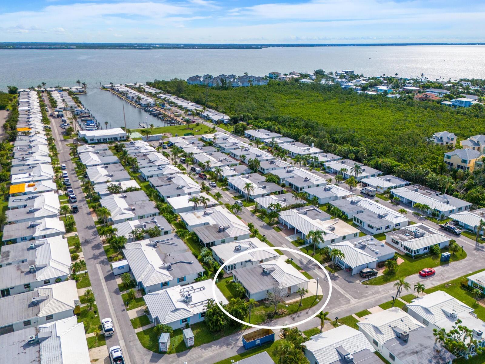 667 EL CENTRO, LONGBOAT KEY, FL — photo 36