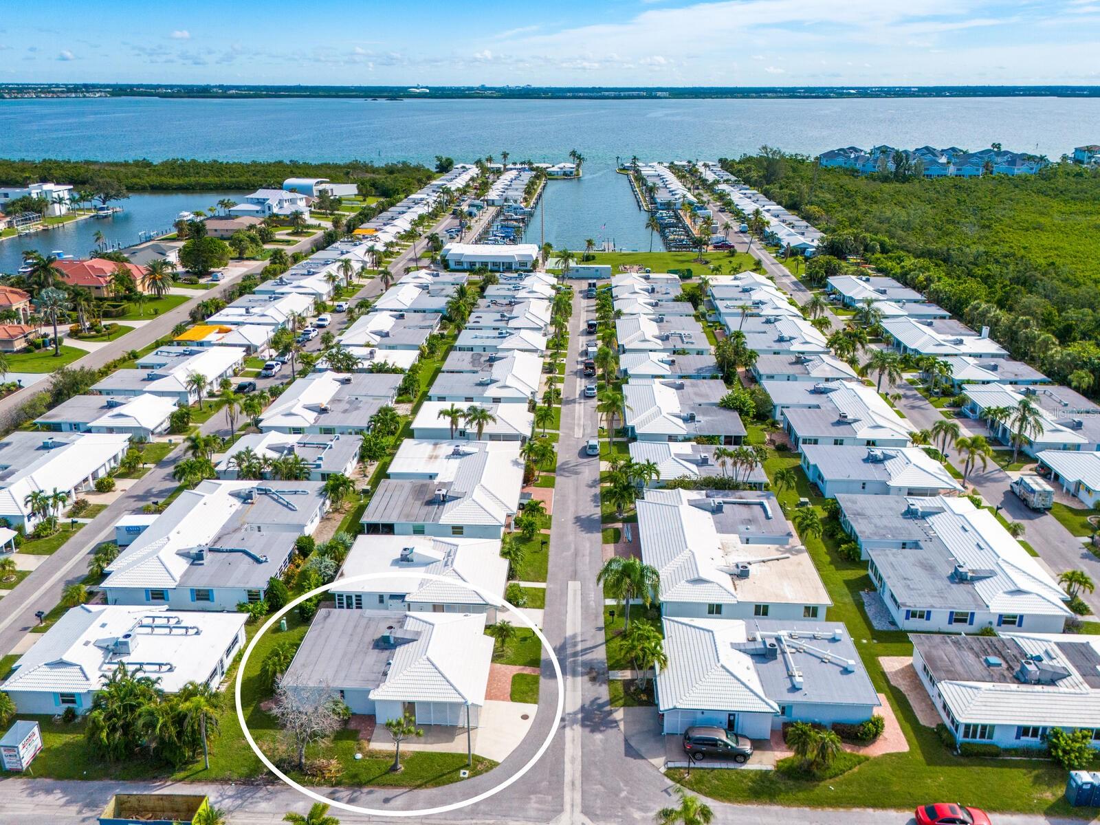 667 EL CENTRO, LONGBOAT KEY, FL — photo 40