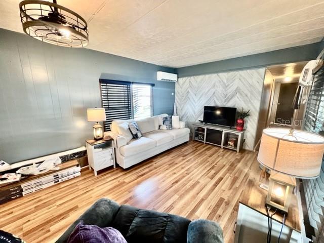 10819 LONDON DR, PORT RICHEY, FL — photo 23