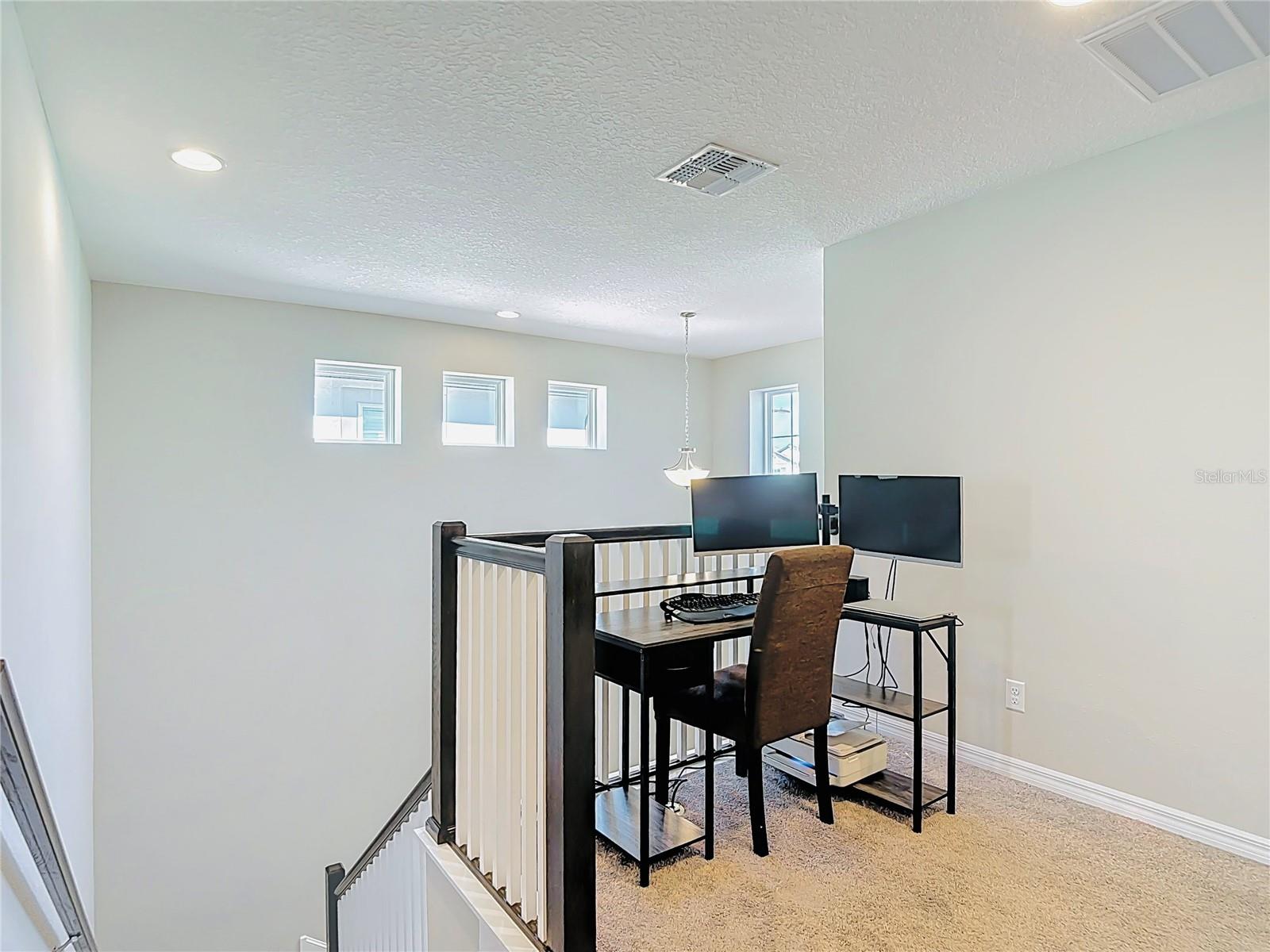 2960 AUTUMN ROCK DR, ZEPHYRHILLS, FL — photo 17