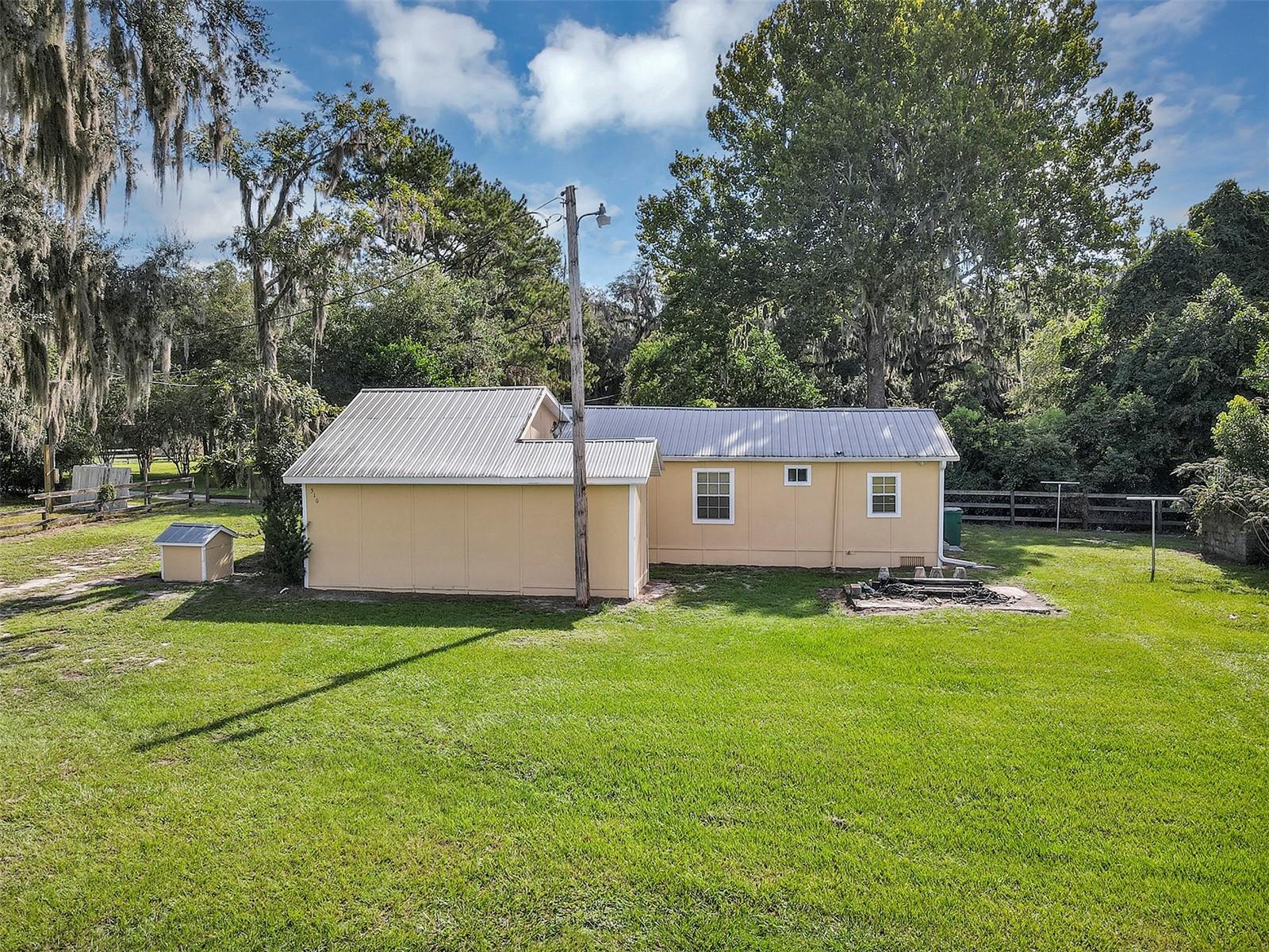 510 PHILLIPS LN, WILDWOOD, FL — photo 6
