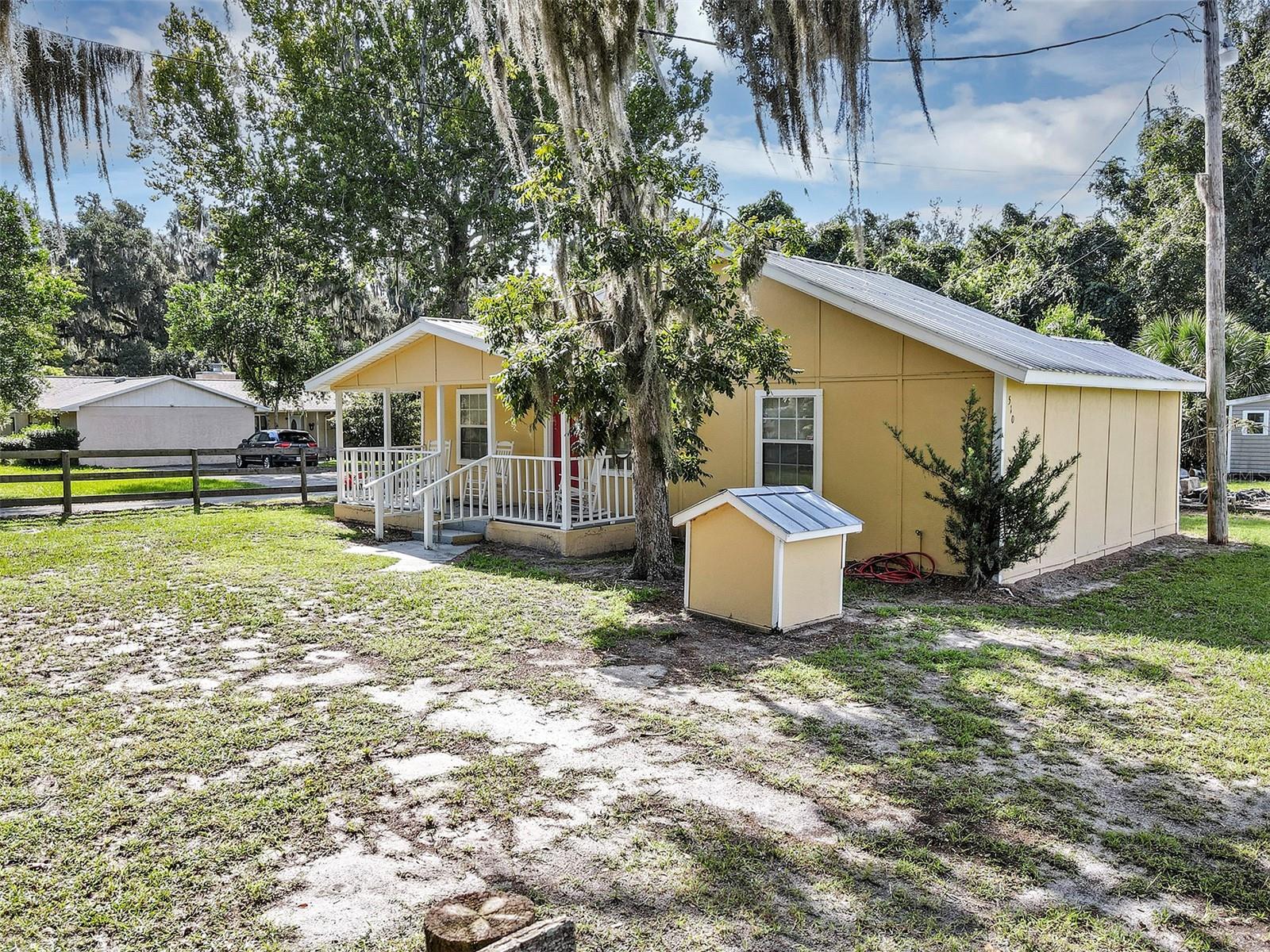 510 PHILLIPS LN, WILDWOOD, FL — photo 7
