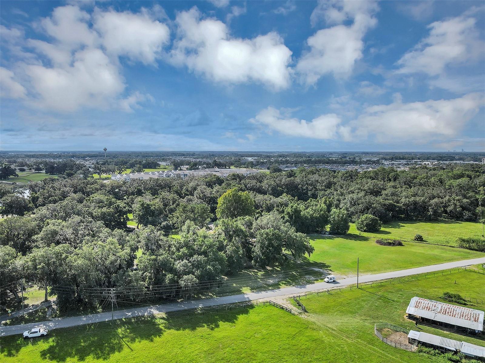 510 PHILLIPS LN, WILDWOOD, FL — photo 14