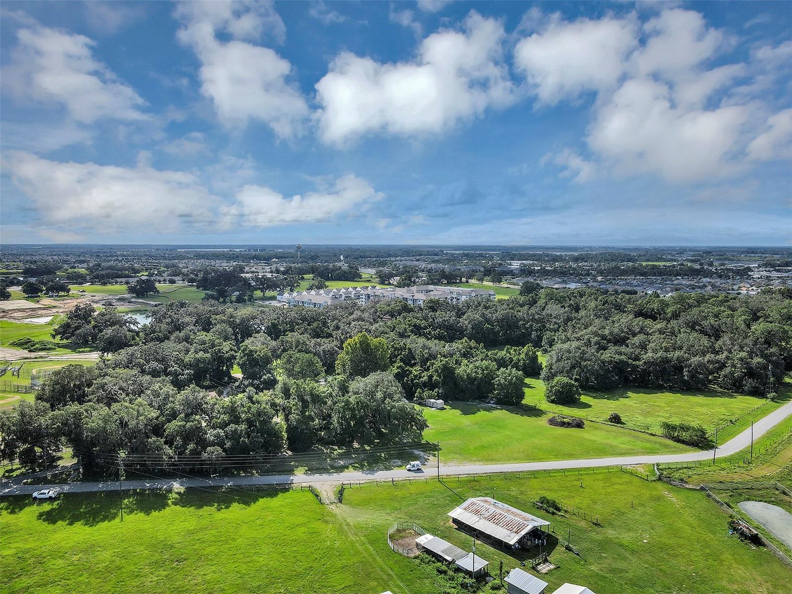 510 PHILLIPS LN, WILDWOOD, FL — photo 15
