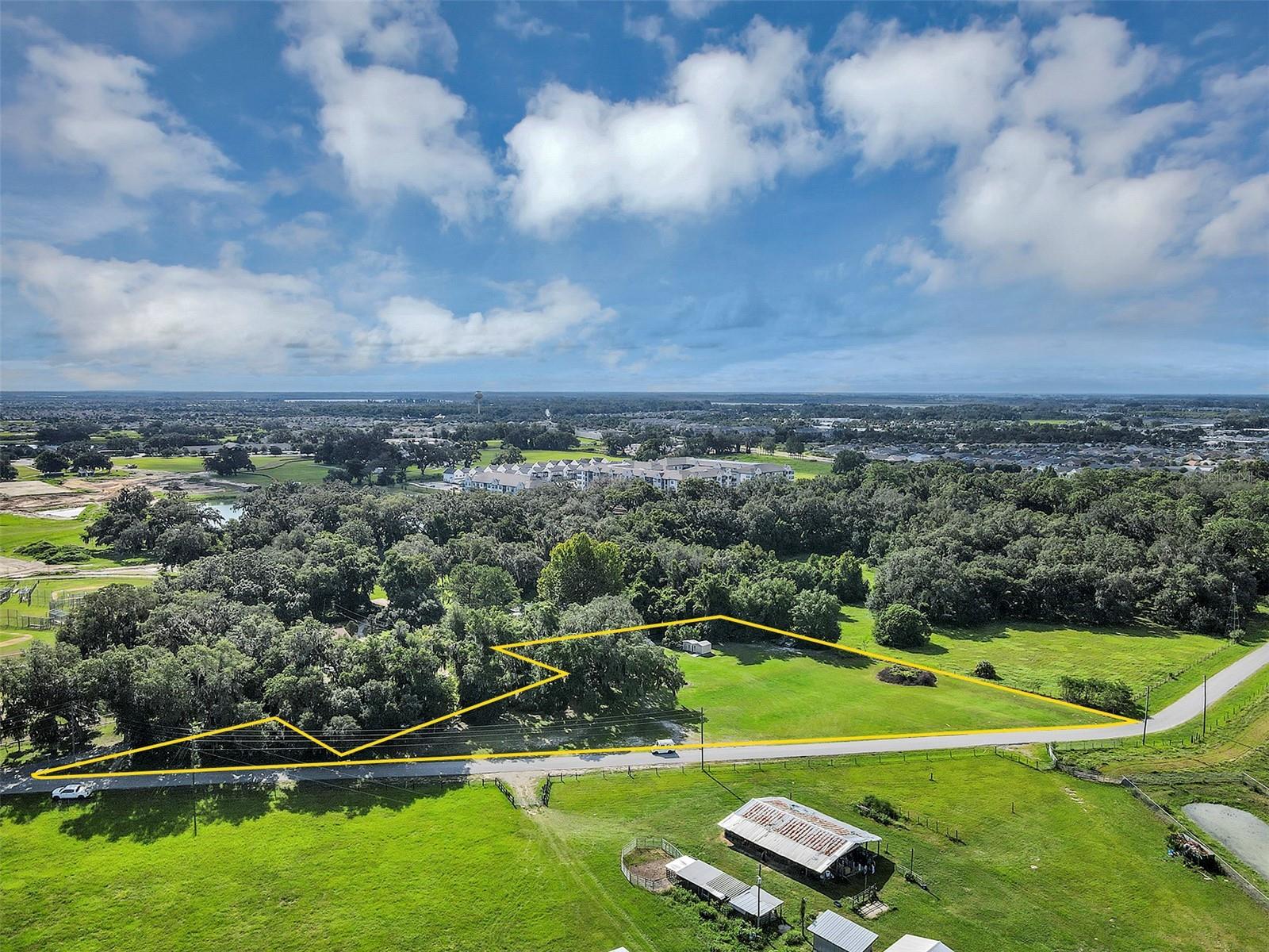 510 PHILLIPS LN, WILDWOOD, FL — photo 16