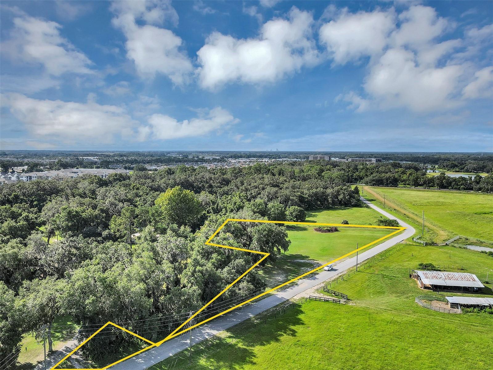 510 PHILLIPS LN, WILDWOOD, FL — photo 23