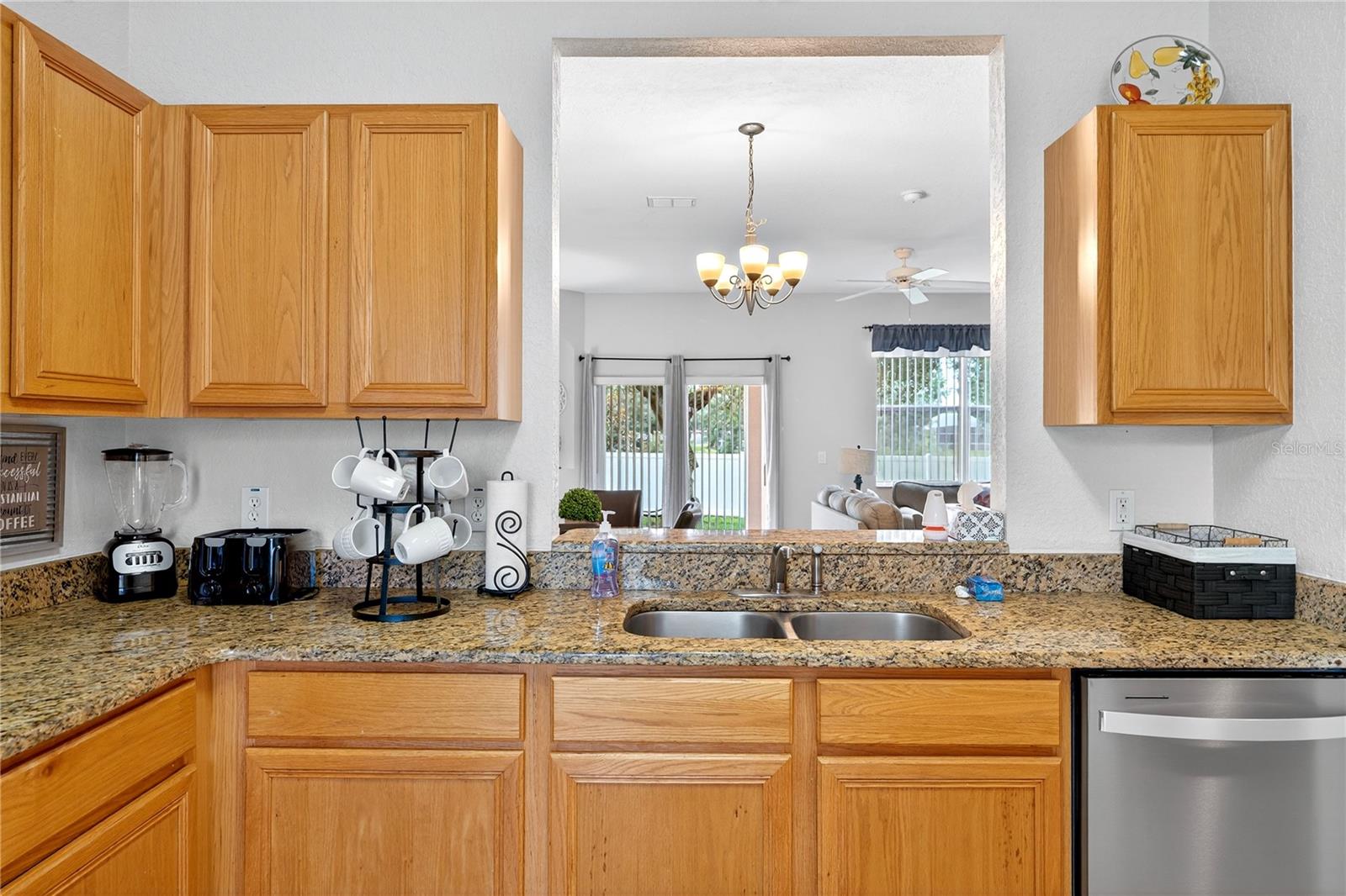 2336 CALABRIA AVENUE, DAVENPORT, FL — photo 10