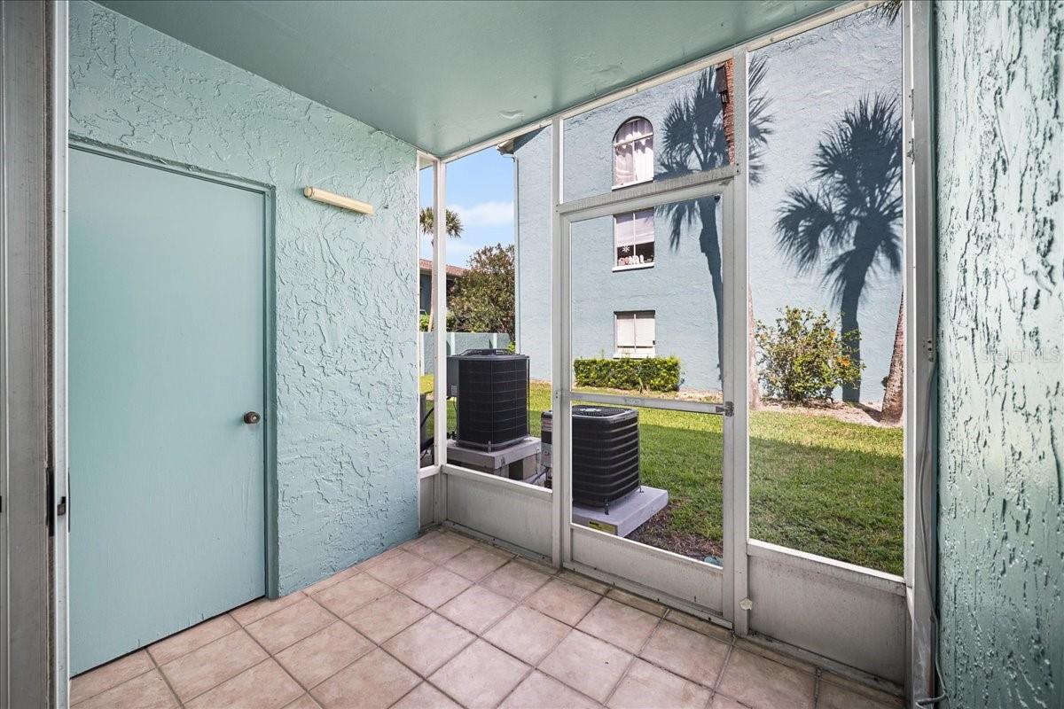 11401 3RD ST N #2, ST PETERSBURG, FL — photo 15