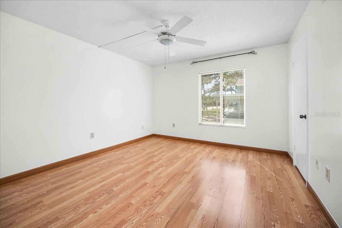 11401 3RD ST N #2, ST PETERSBURG, FL — photo 17
