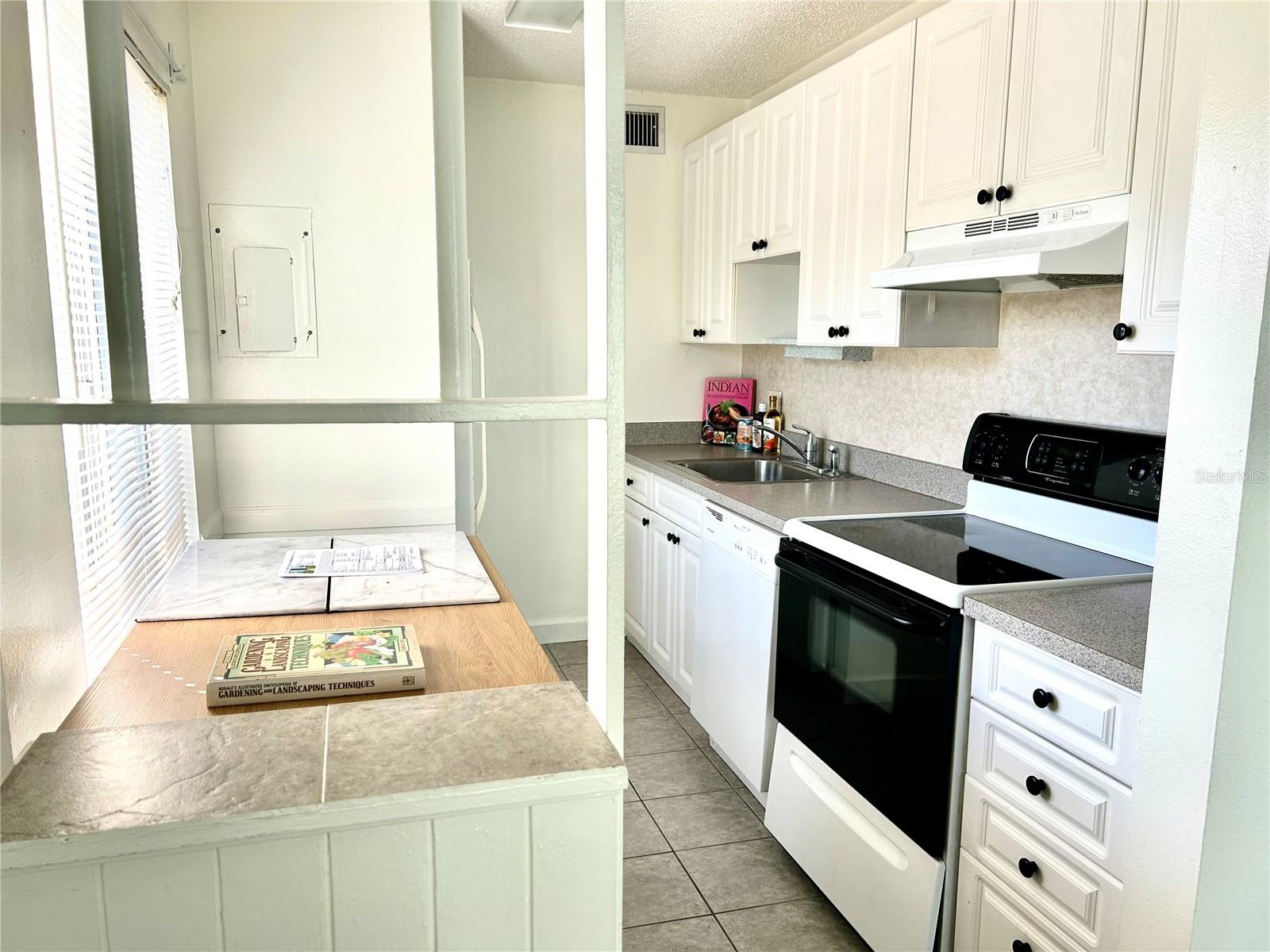 11401 3RD ST N #2, ST PETERSBURG, FL — photo 12