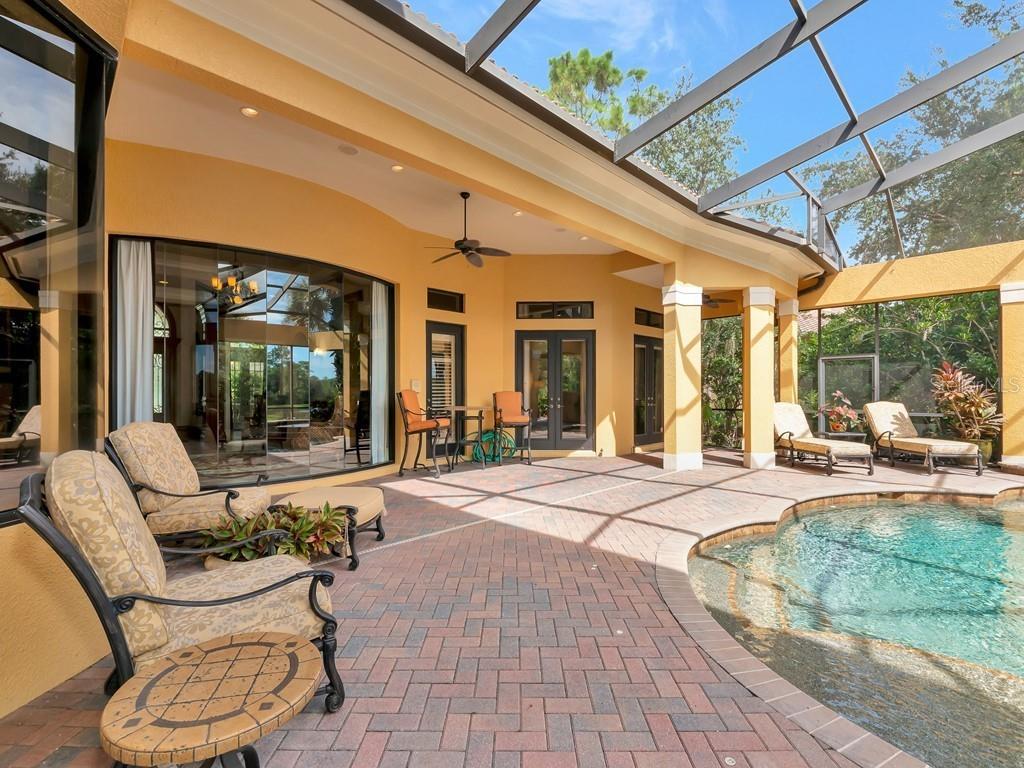 8305 FARINGTON CT, BRADENTON, FL — photo 13