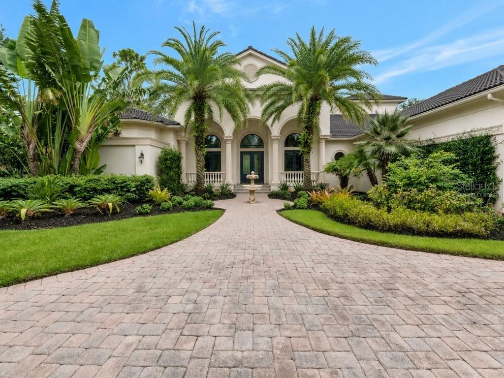 8305 FARINGTON CT, BRADENTON, FL