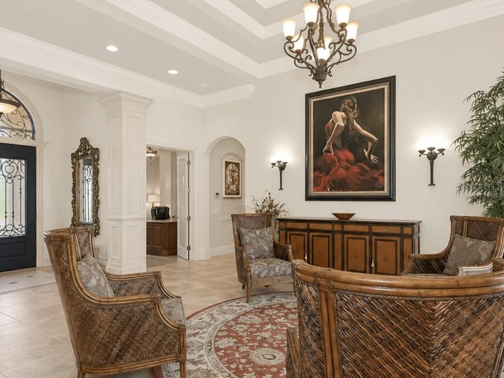 8305 FARINGTON CT, BRADENTON, FL — photo 2