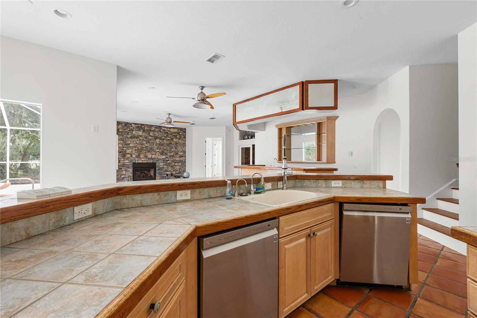 17401 S HIGHWAY 475, SUMMERFIELD, FL — photo 11