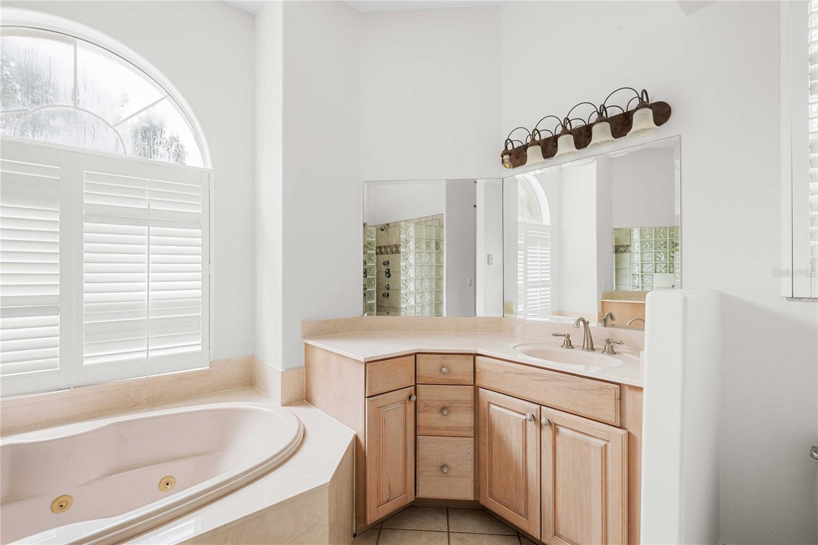 17401 S HIGHWAY 475, SUMMERFIELD, FL — photo 23