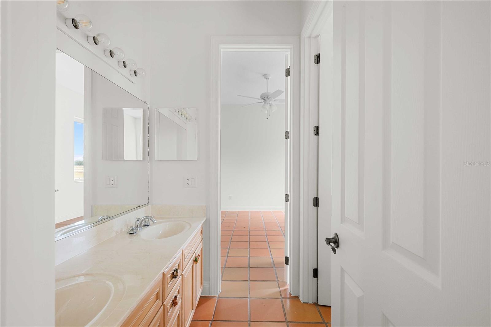 17401 S HIGHWAY 475, SUMMERFIELD, FL — photo 30