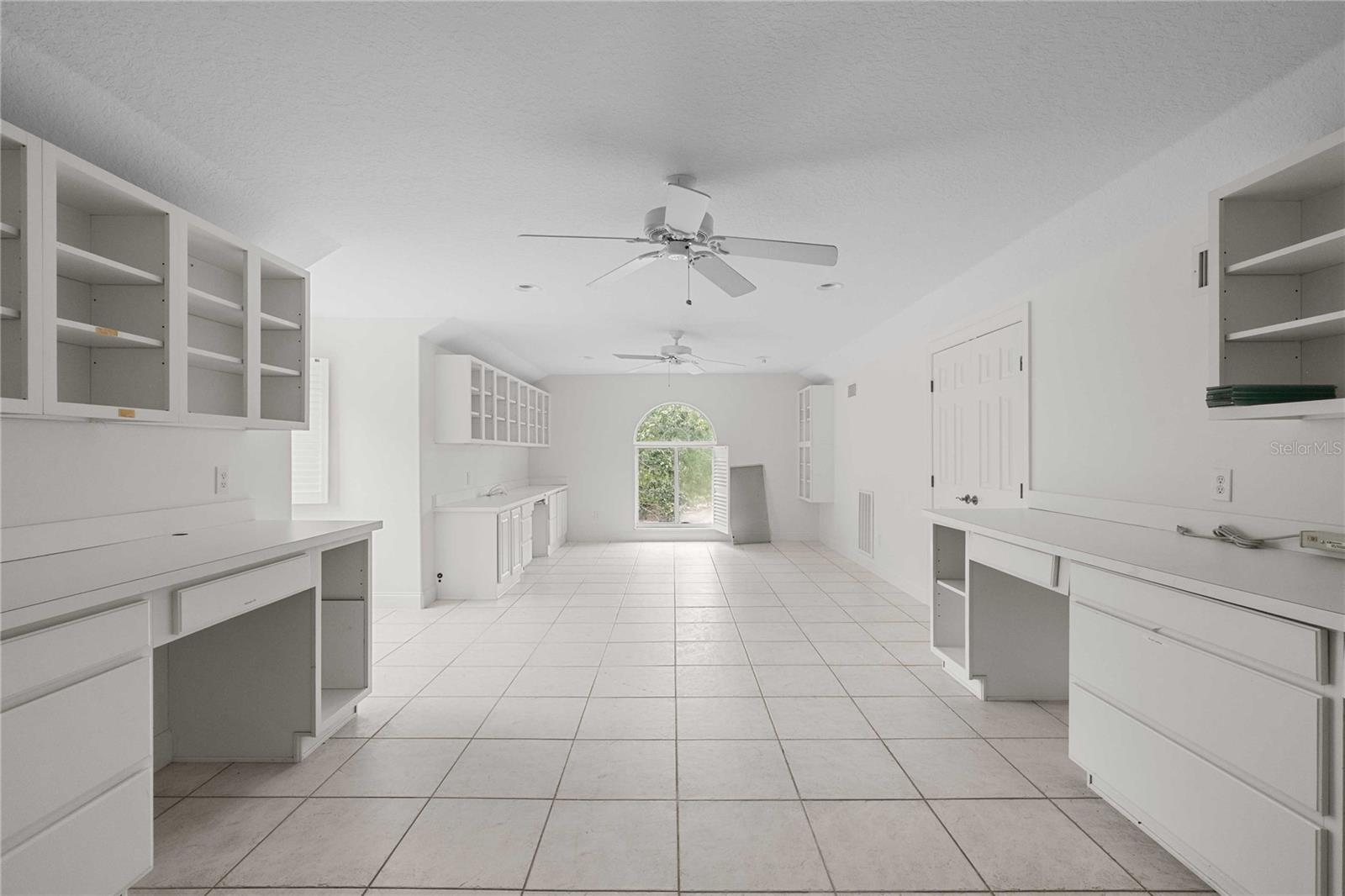 17401 S HIGHWAY 475, SUMMERFIELD, FL — photo 32