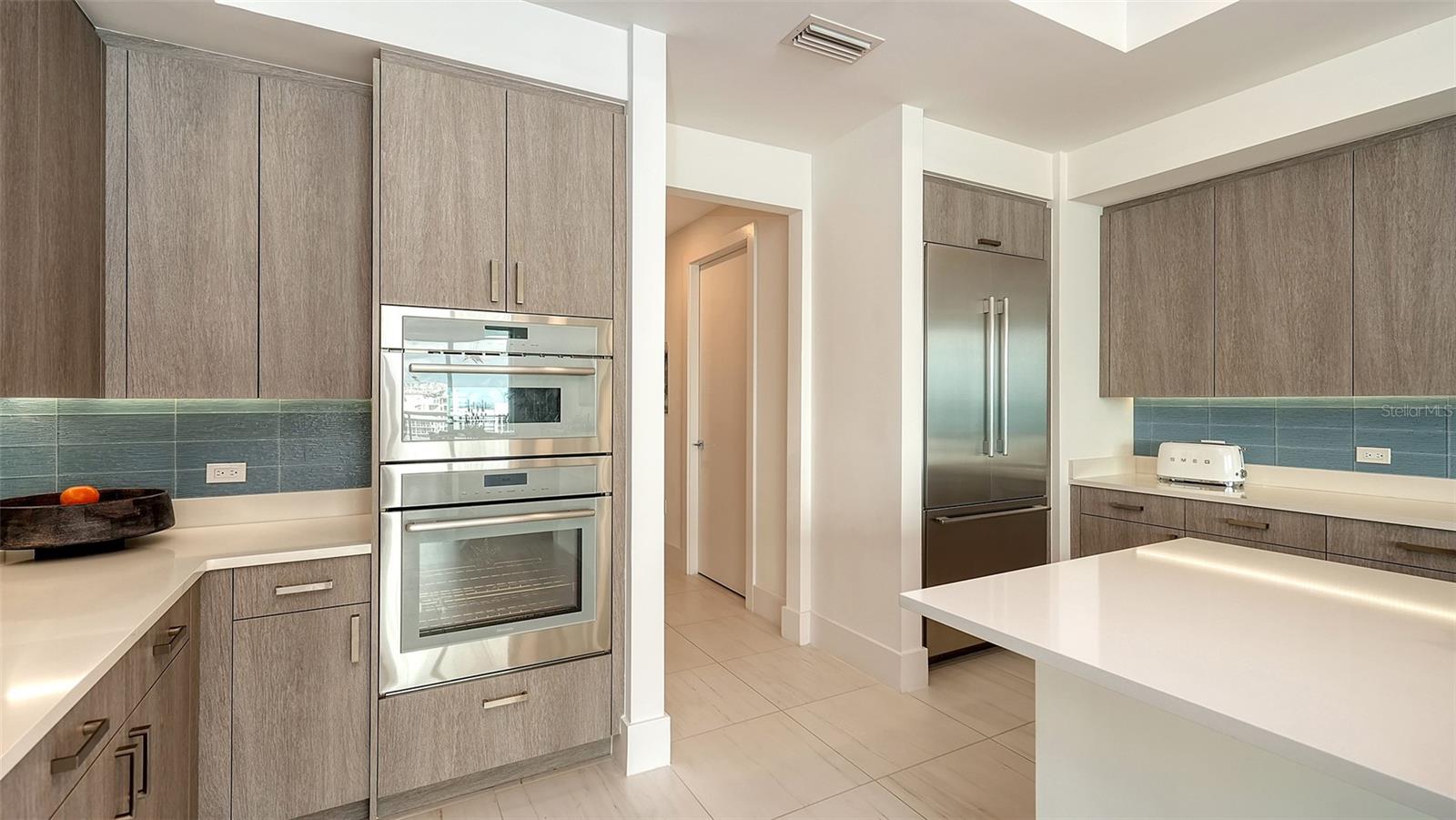 540 N TAMIAMI TRL #1702, SARASOTA, FL — photo 24