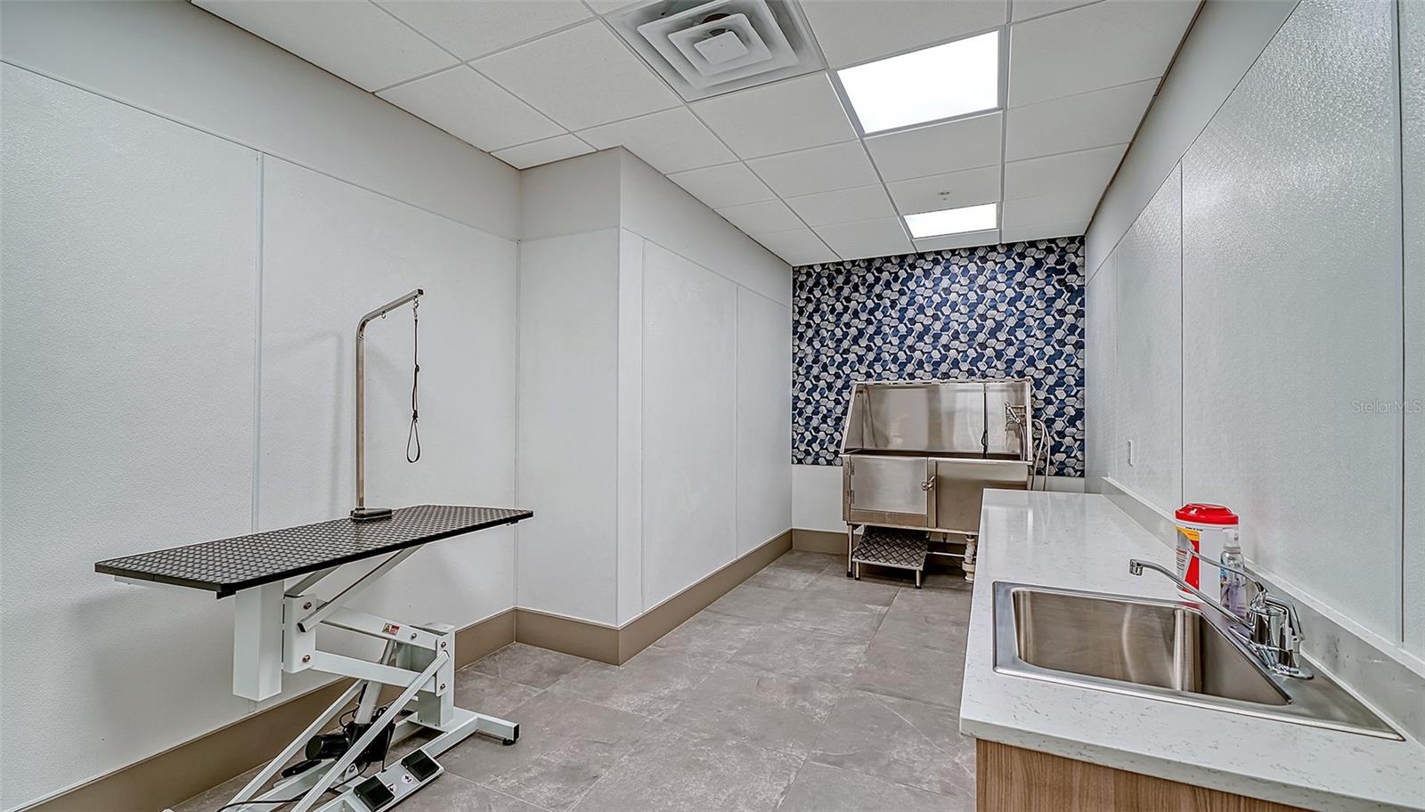 540 N TAMIAMI TRL #1702, SARASOTA, FL — photo 79