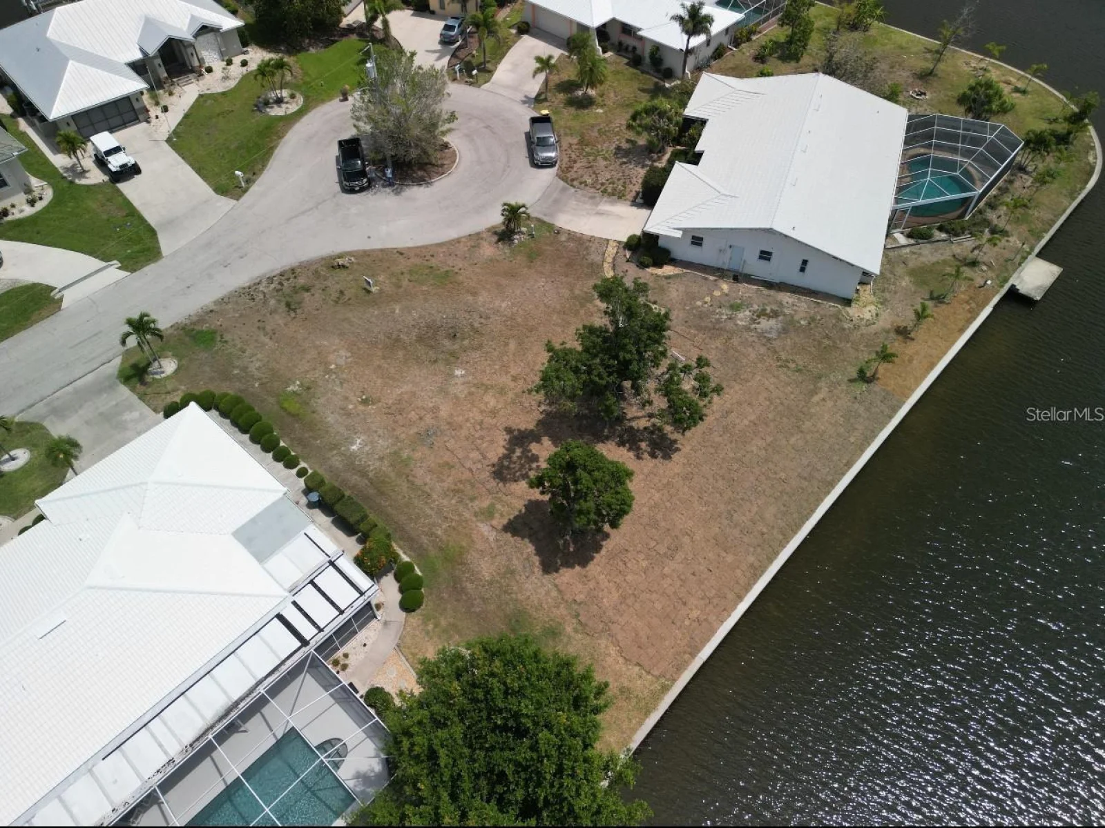 571 BELVEDERE CT, PUNTA GORDA, FL — photo 3
