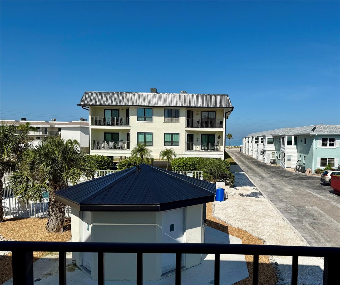 601 GULF DR N #109, BRADENTON BEACH, FL — photo 25