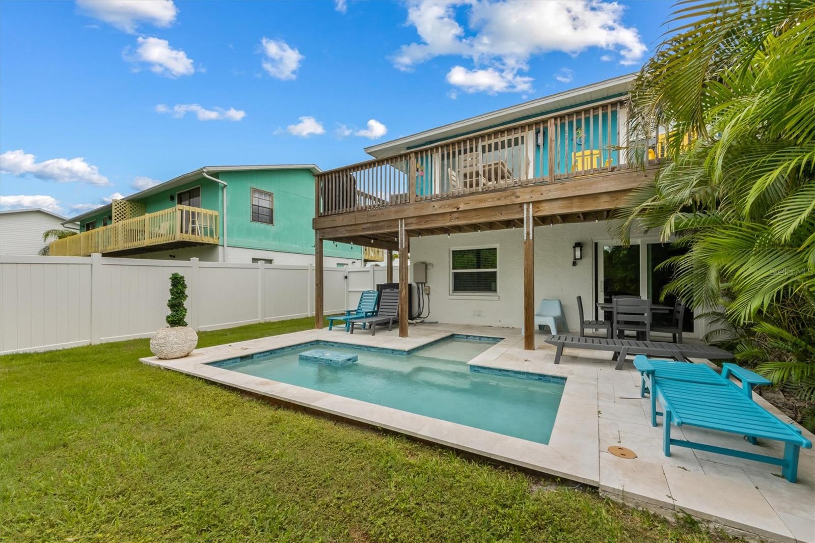 6808 PALM DR #B, HOLMES BEACH, FL — photo 24