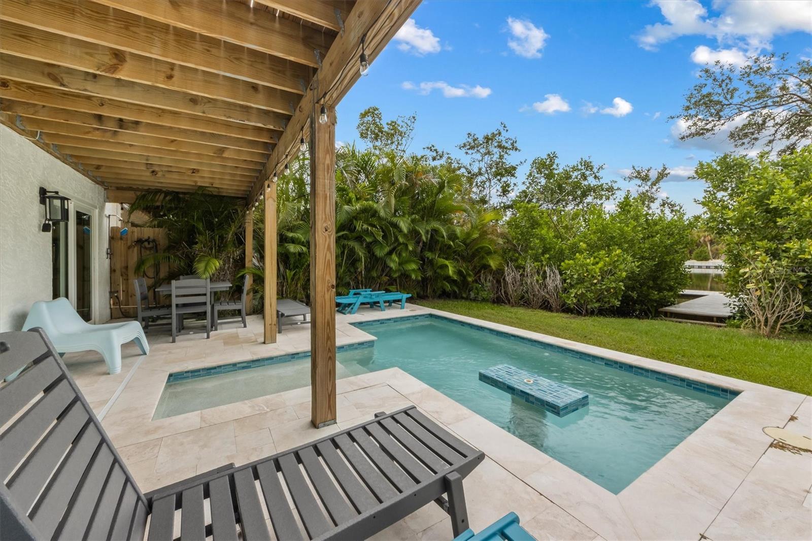 6808 PALM DR #B, HOLMES BEACH, FL — photo 26