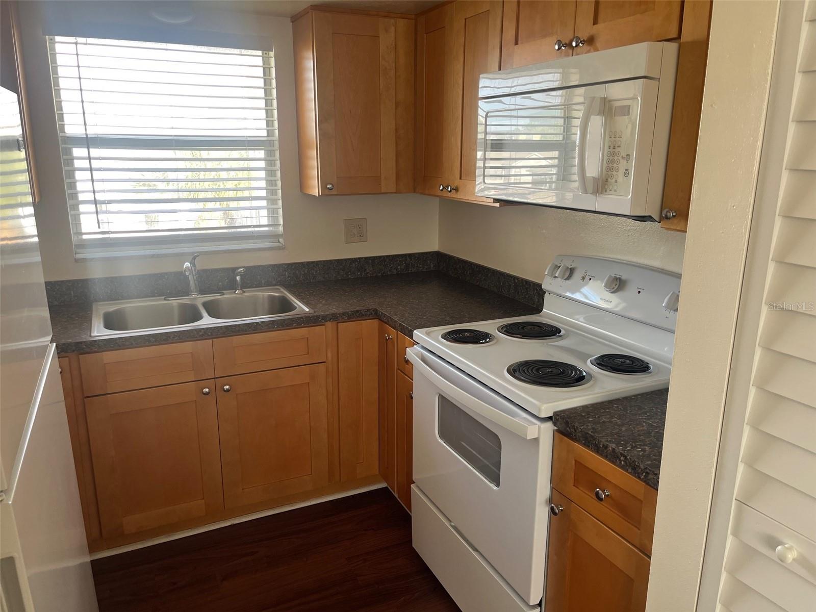 105 11TH AVE #10, ST PETE BEACH, FL — photo 6
