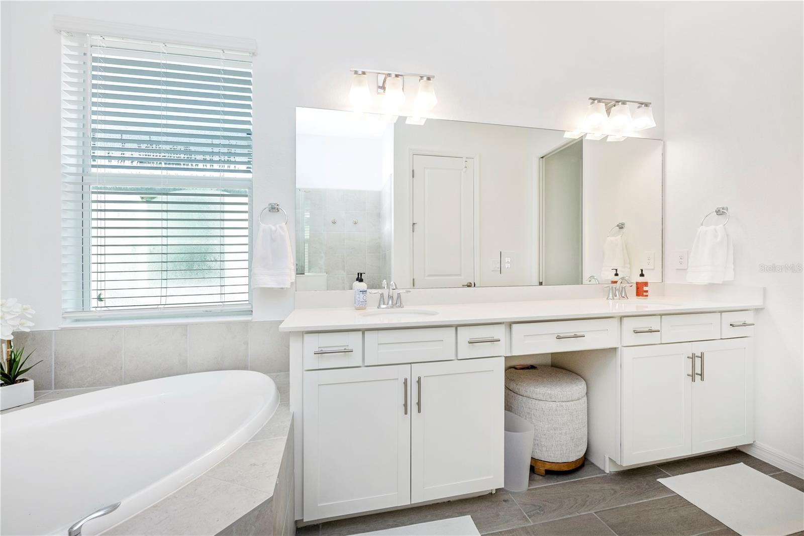 17662 SANTORINI CT, VENICE, FL — photo 26