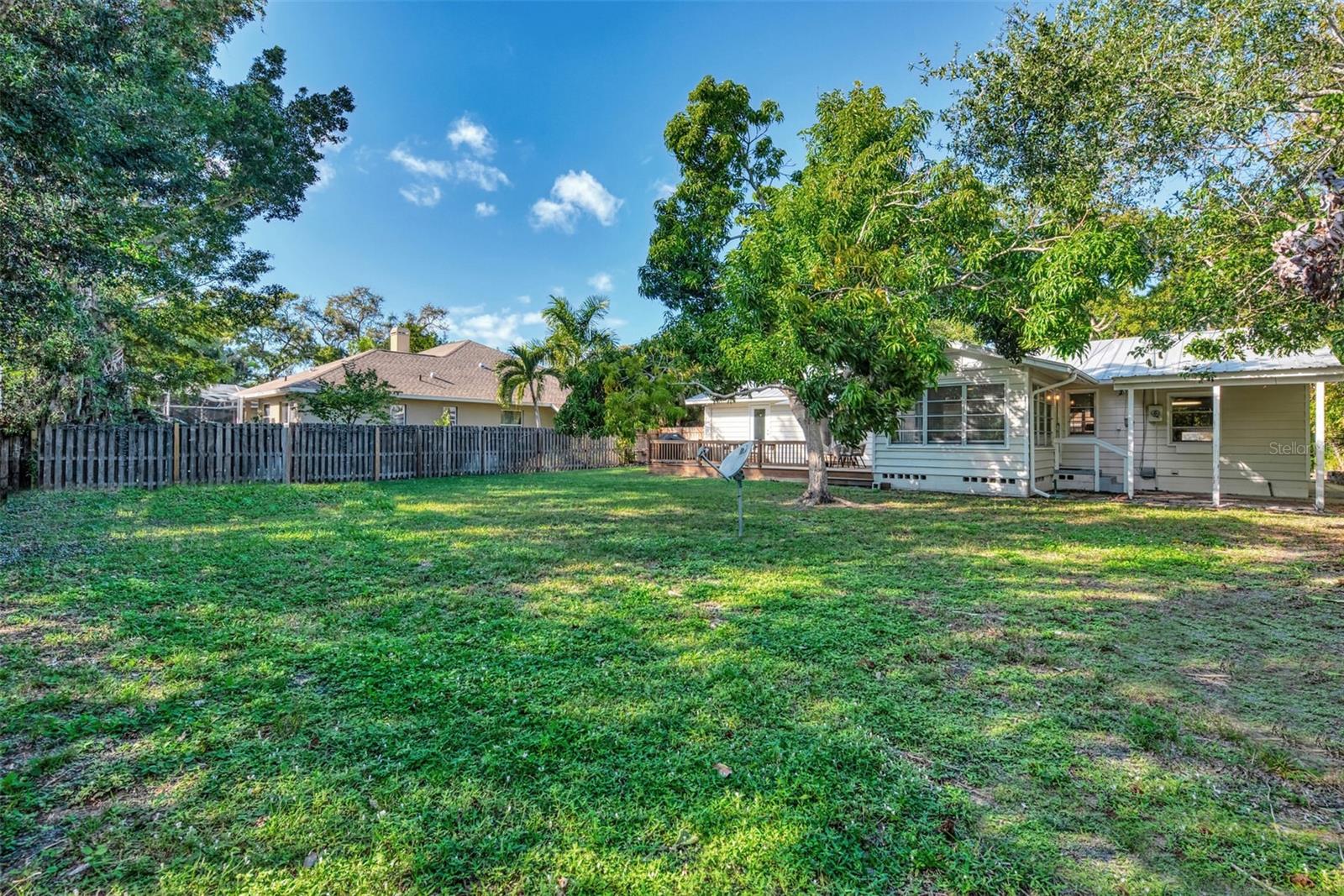 1726 FLOYD ST, SARASOTA, FL — photo 39