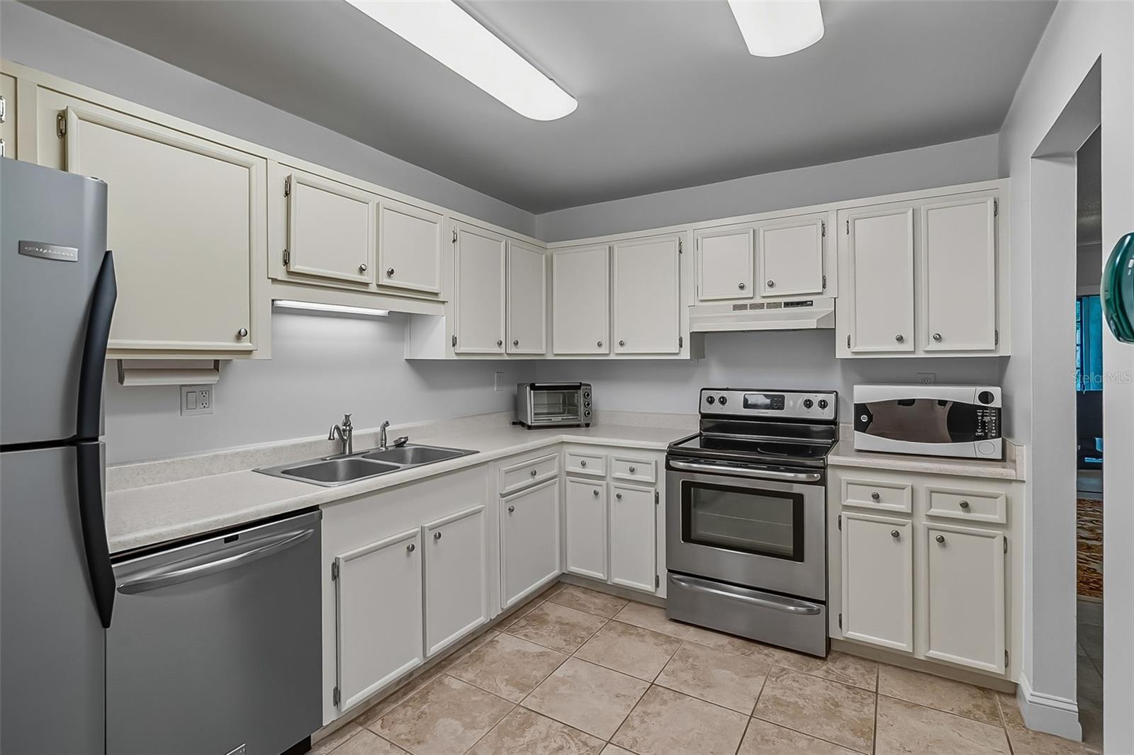 2746 SW 14 DR #2746, GAINESVILLE, FL — photo 13