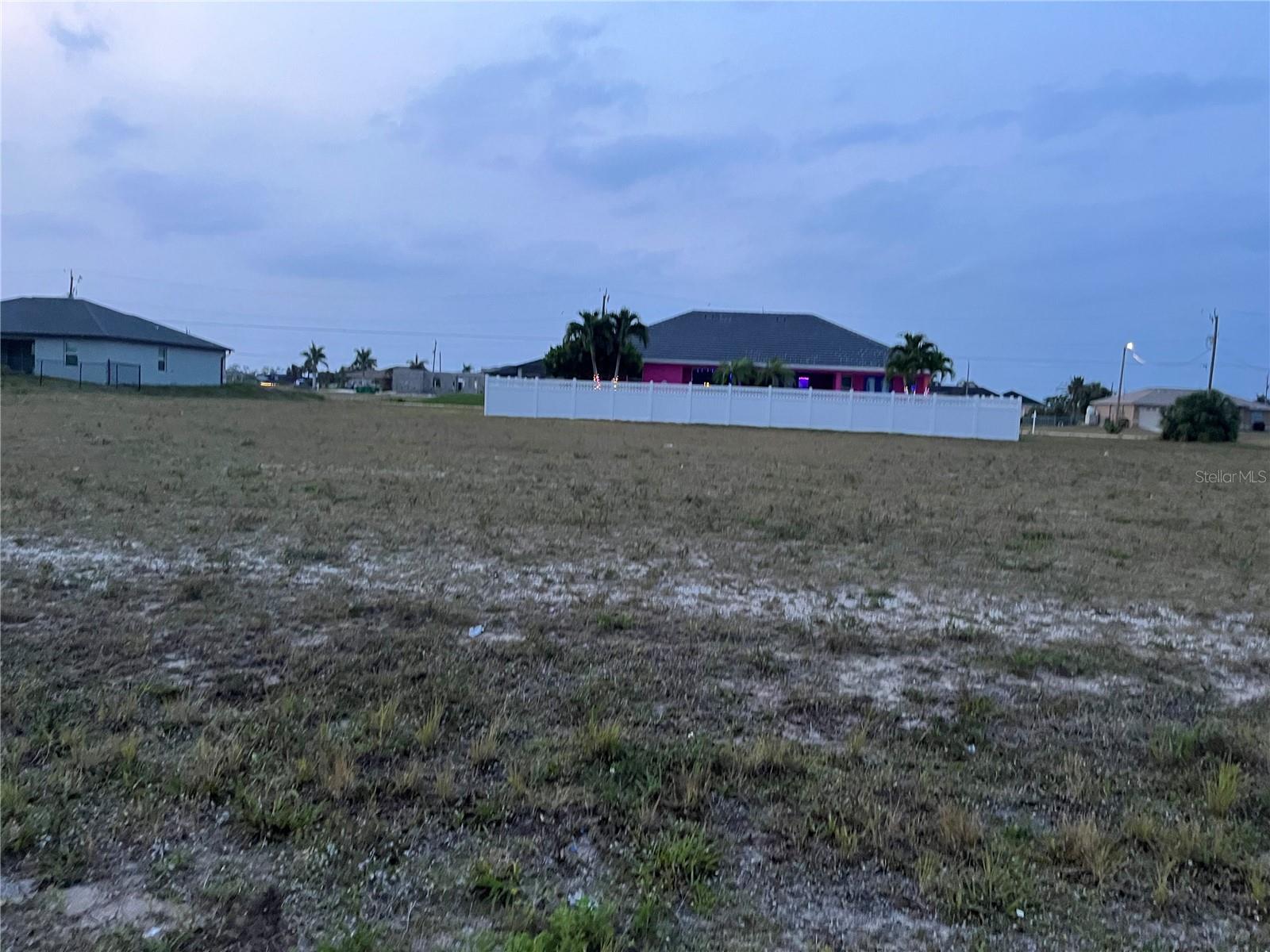 4237 NW 34TH TER, CAPE CORAL, FL