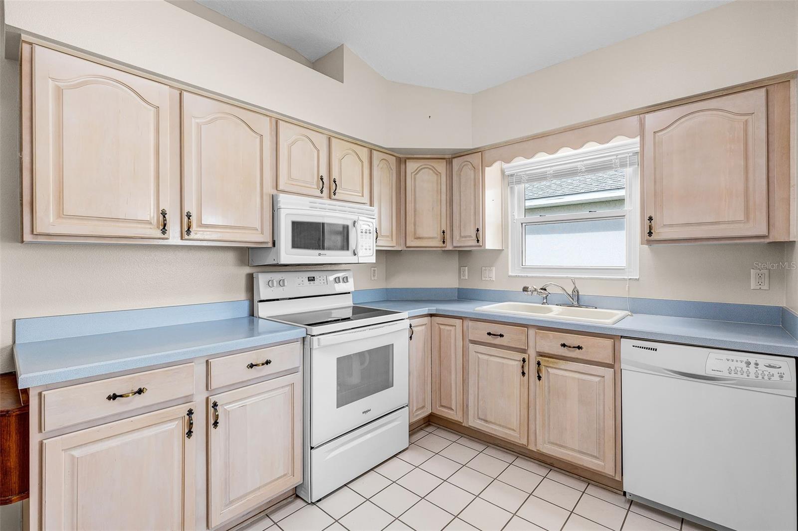 21737 KING JOHN ST, LEESBURG, FL — photo 27